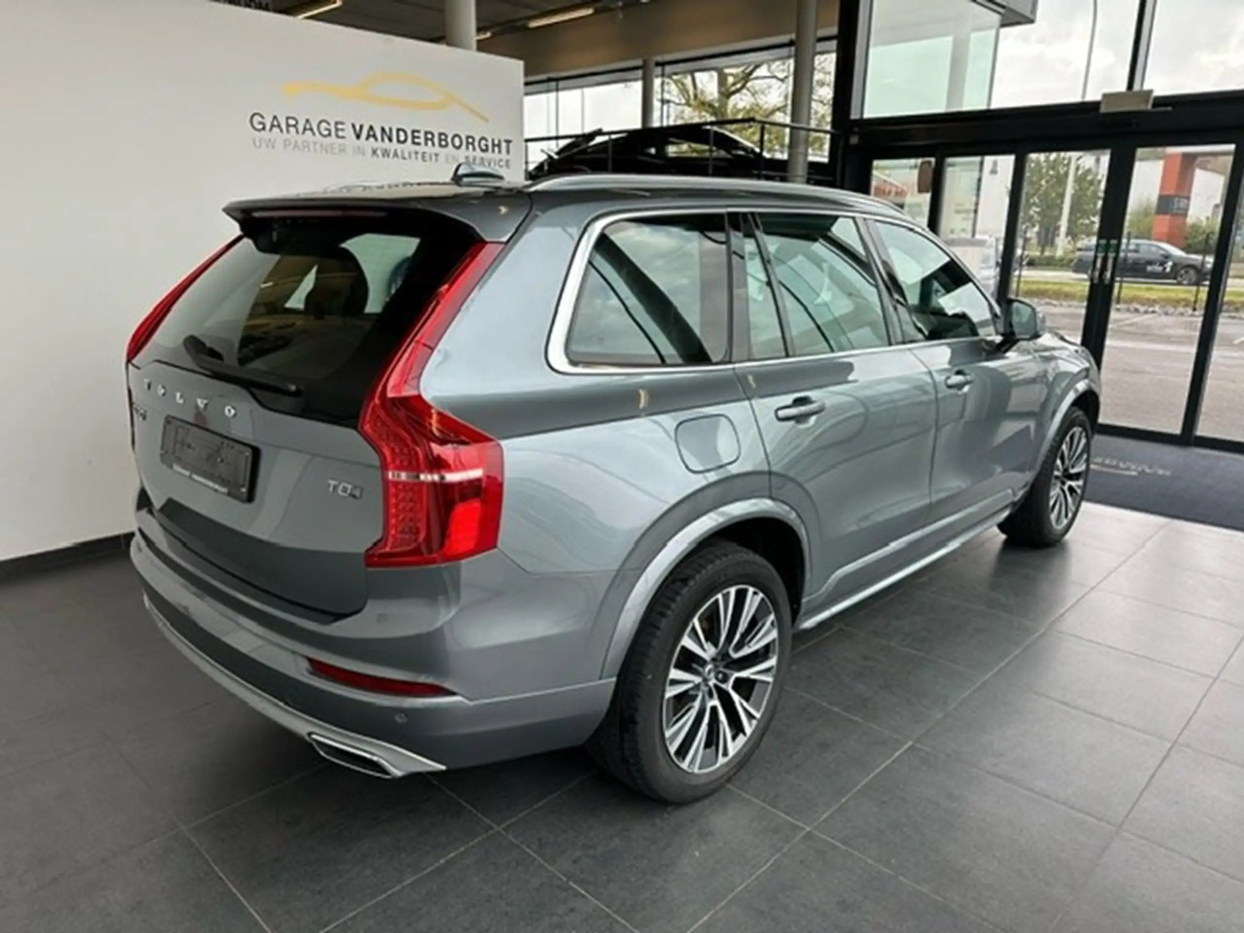 Volvo - XC90