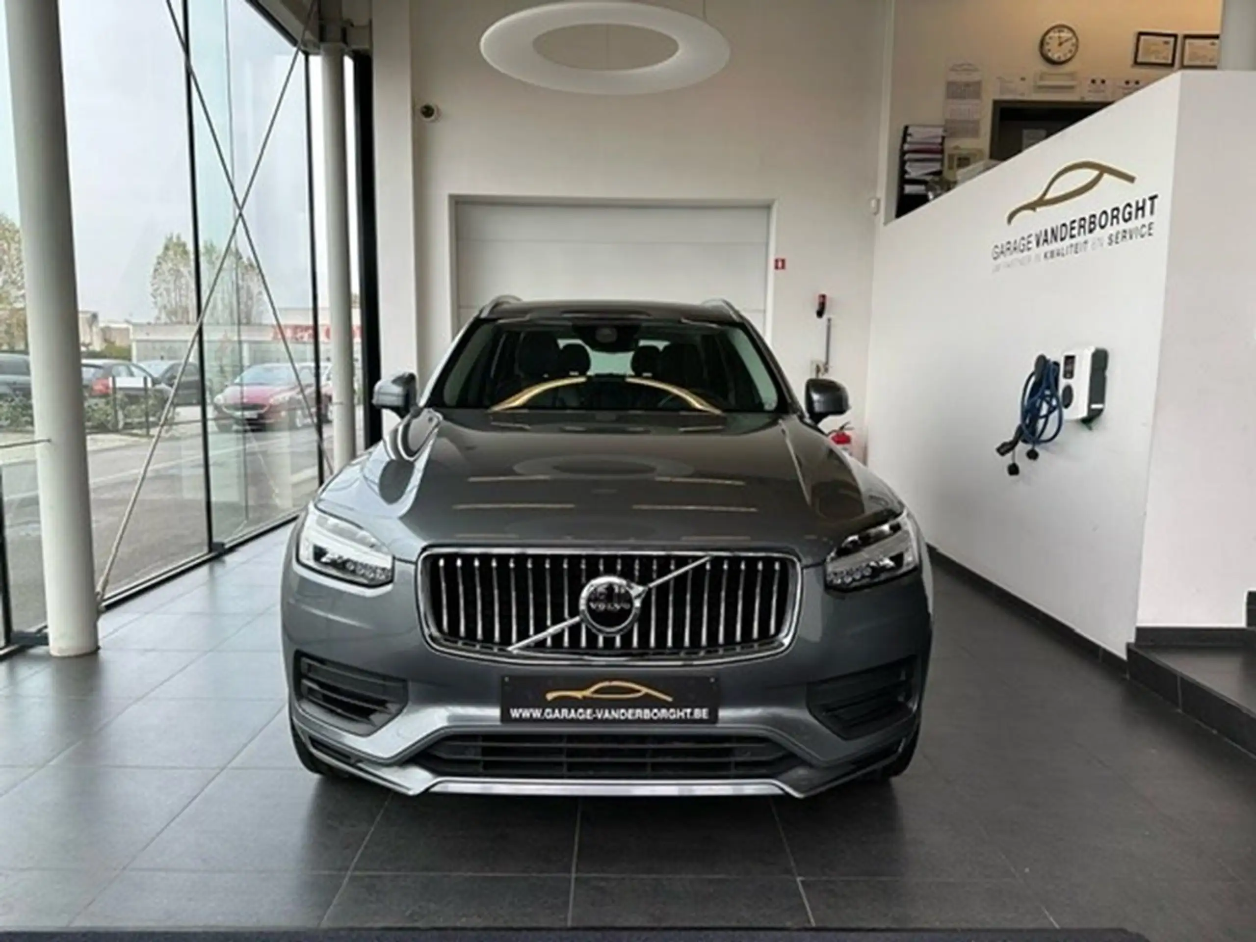 Volvo - XC90