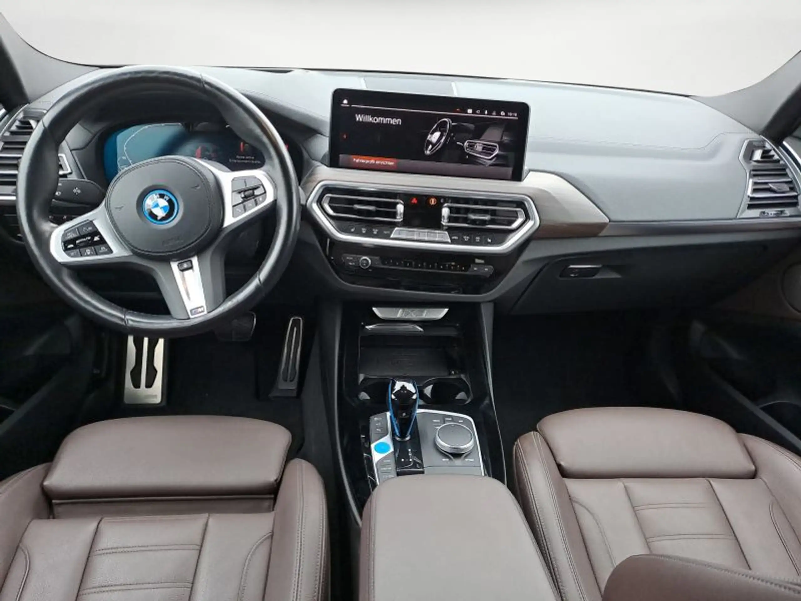 BMW - iX3