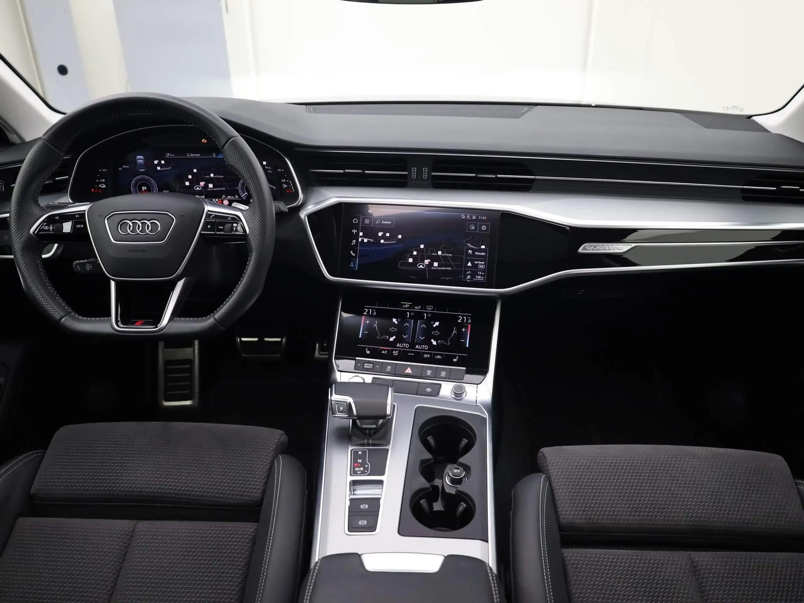 Audi - A6