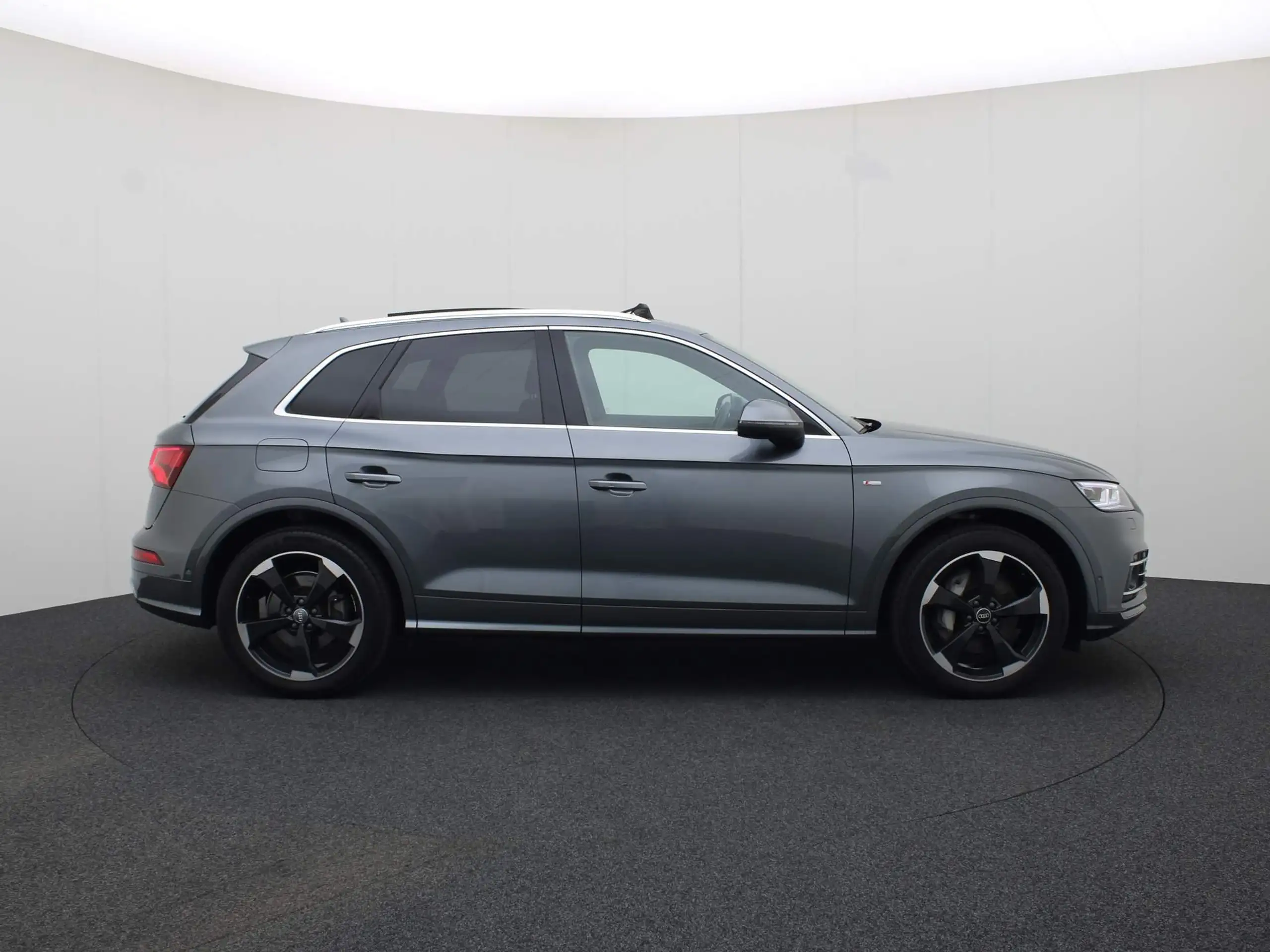 Audi - Q5