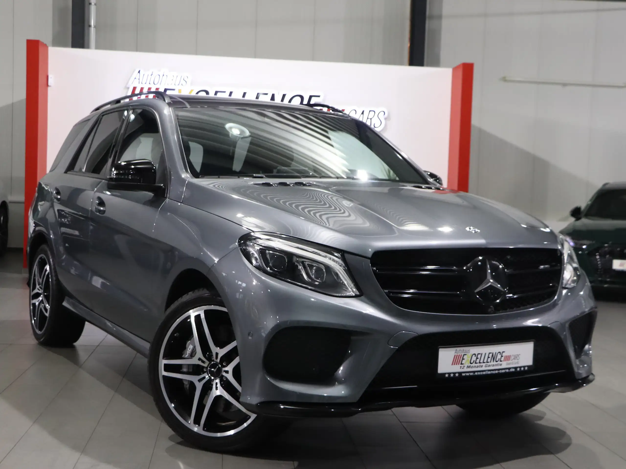 Mercedes-Benz - GLE 43 AMG