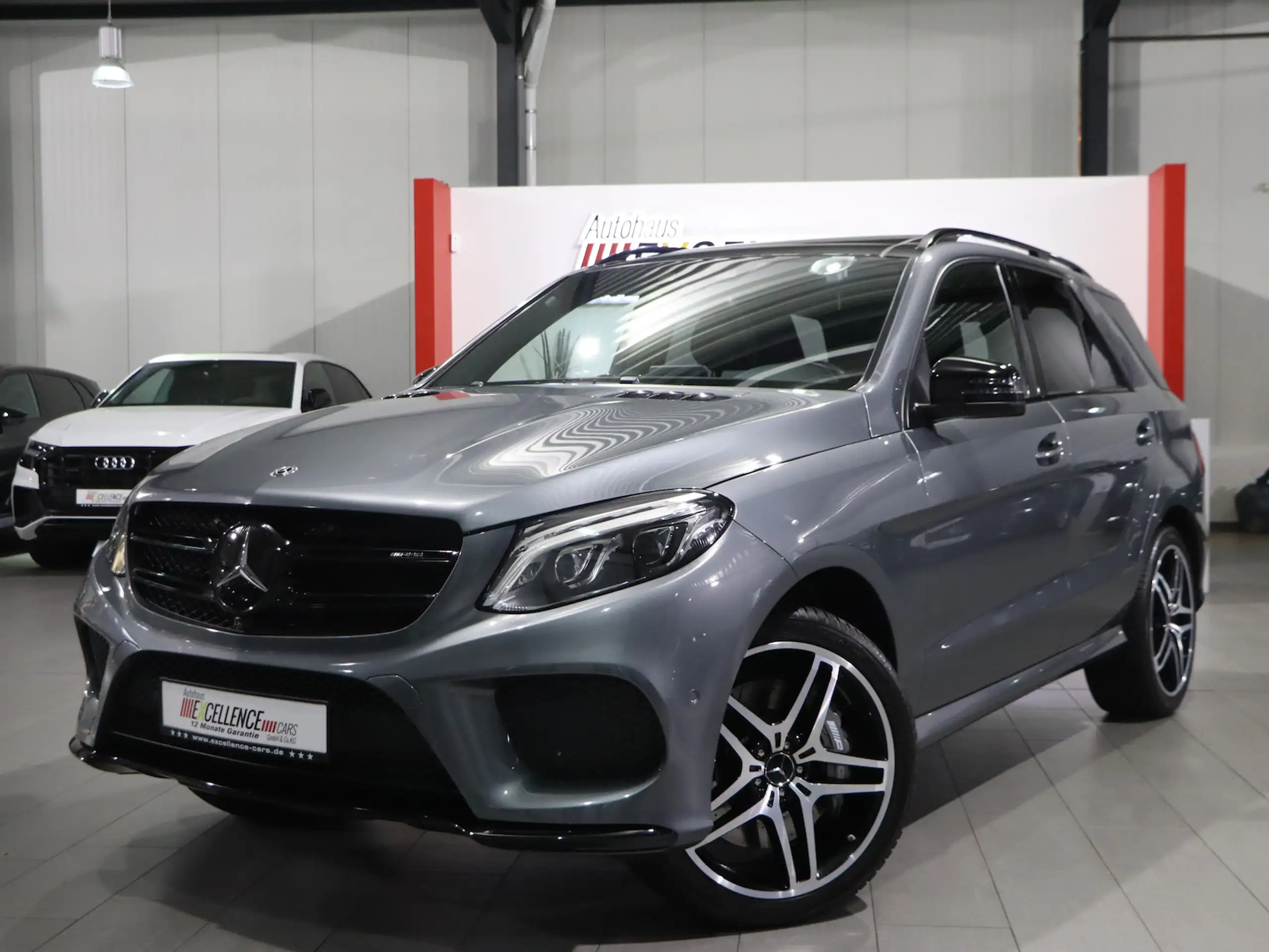 Mercedes-Benz - GLE 43 AMG