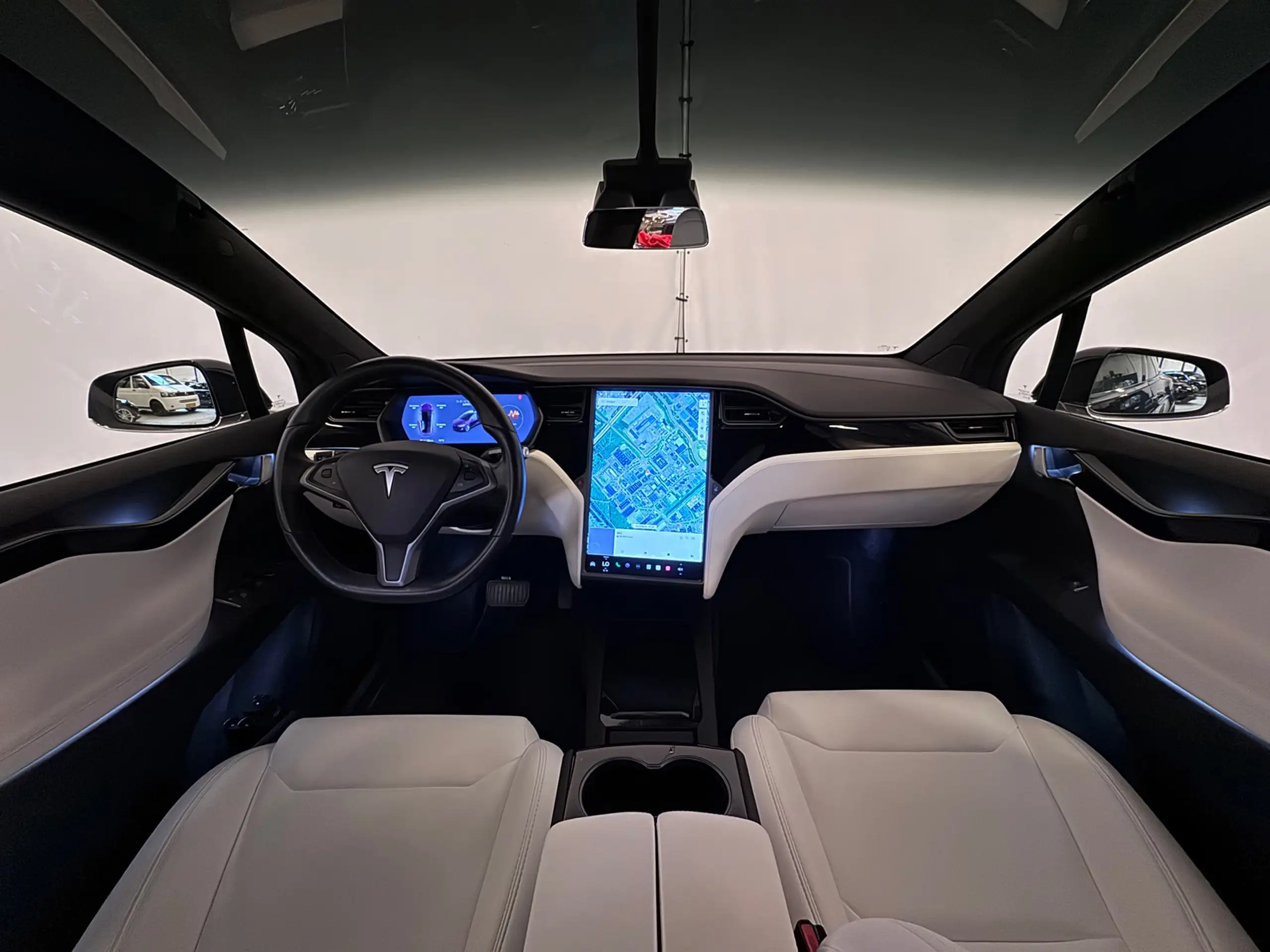 Tesla - Model X