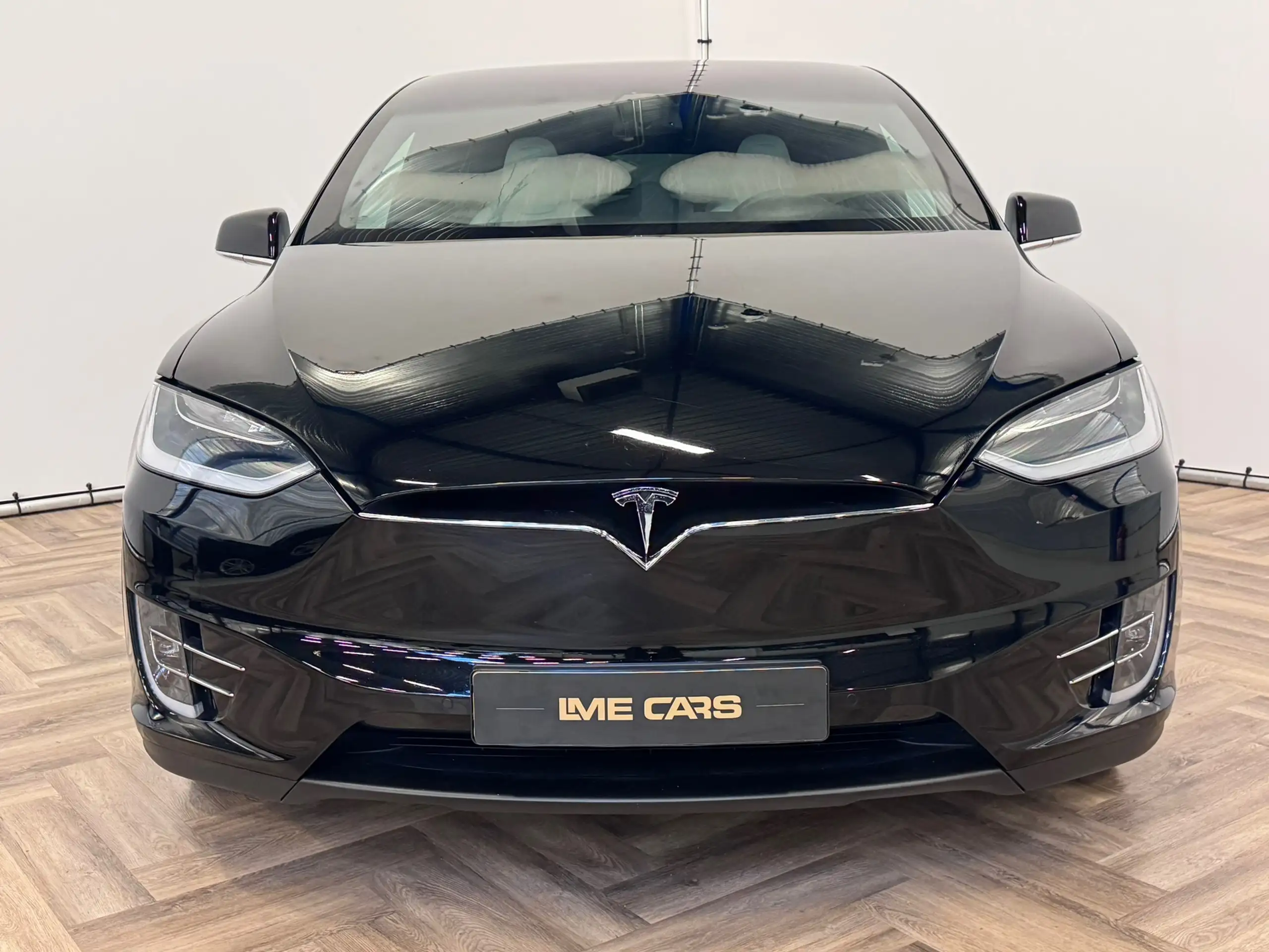 Tesla - Model X