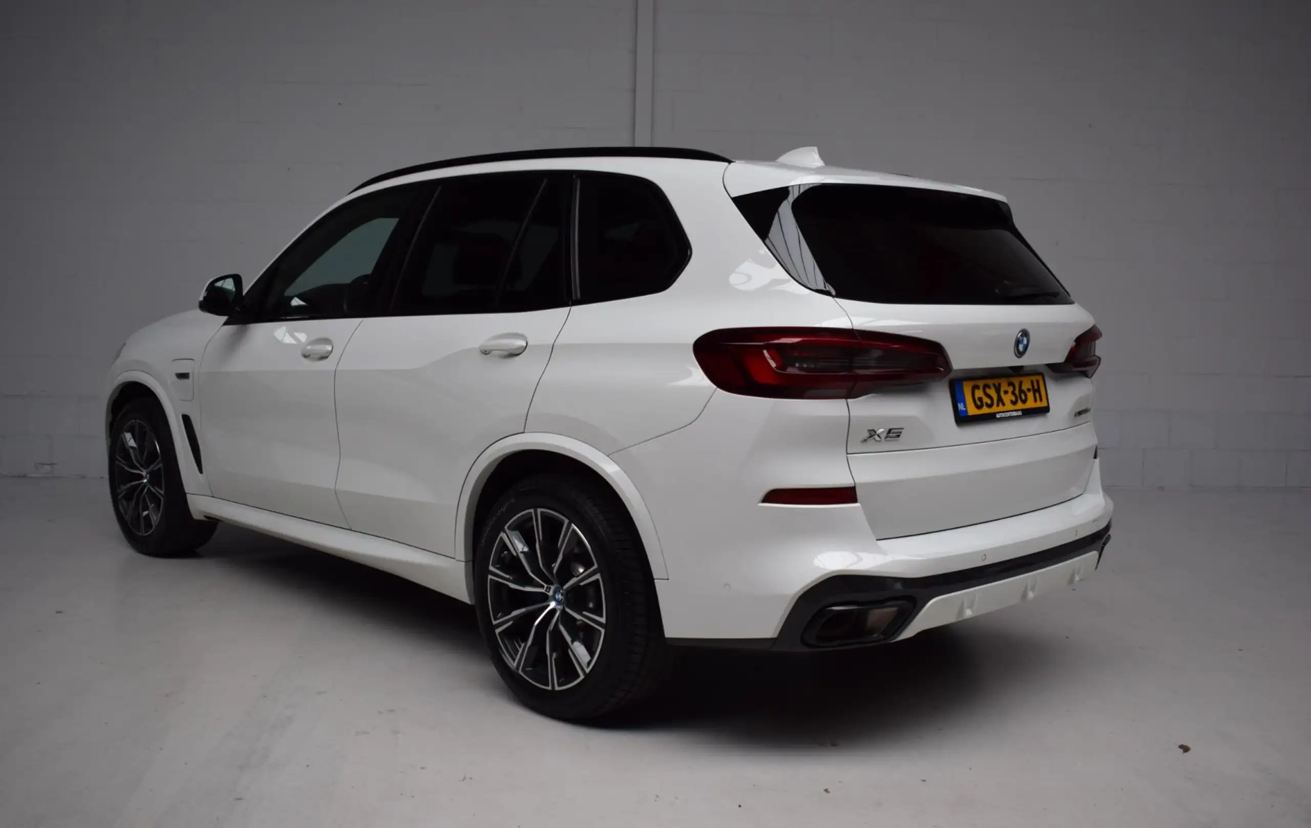 BMW - X5