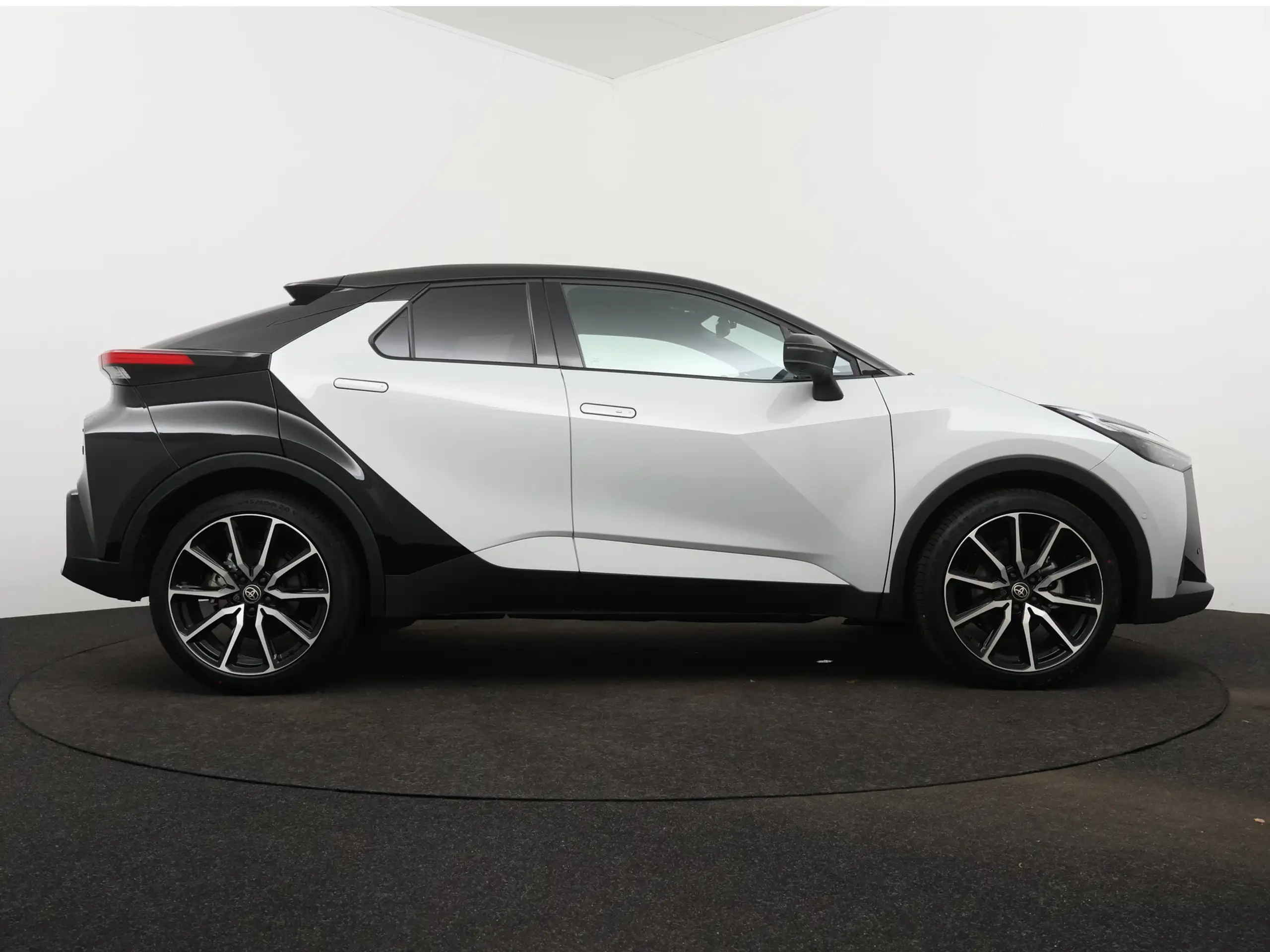 Toyota - C-HR