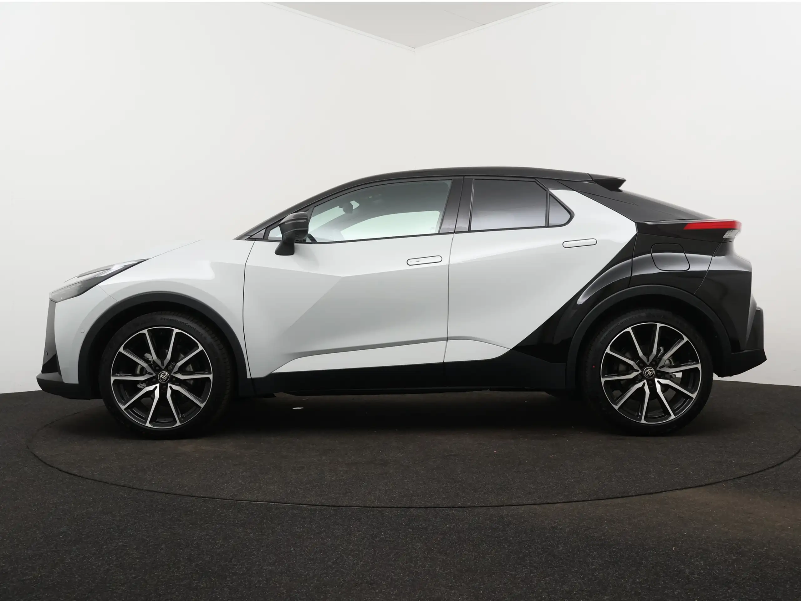 Toyota - C-HR