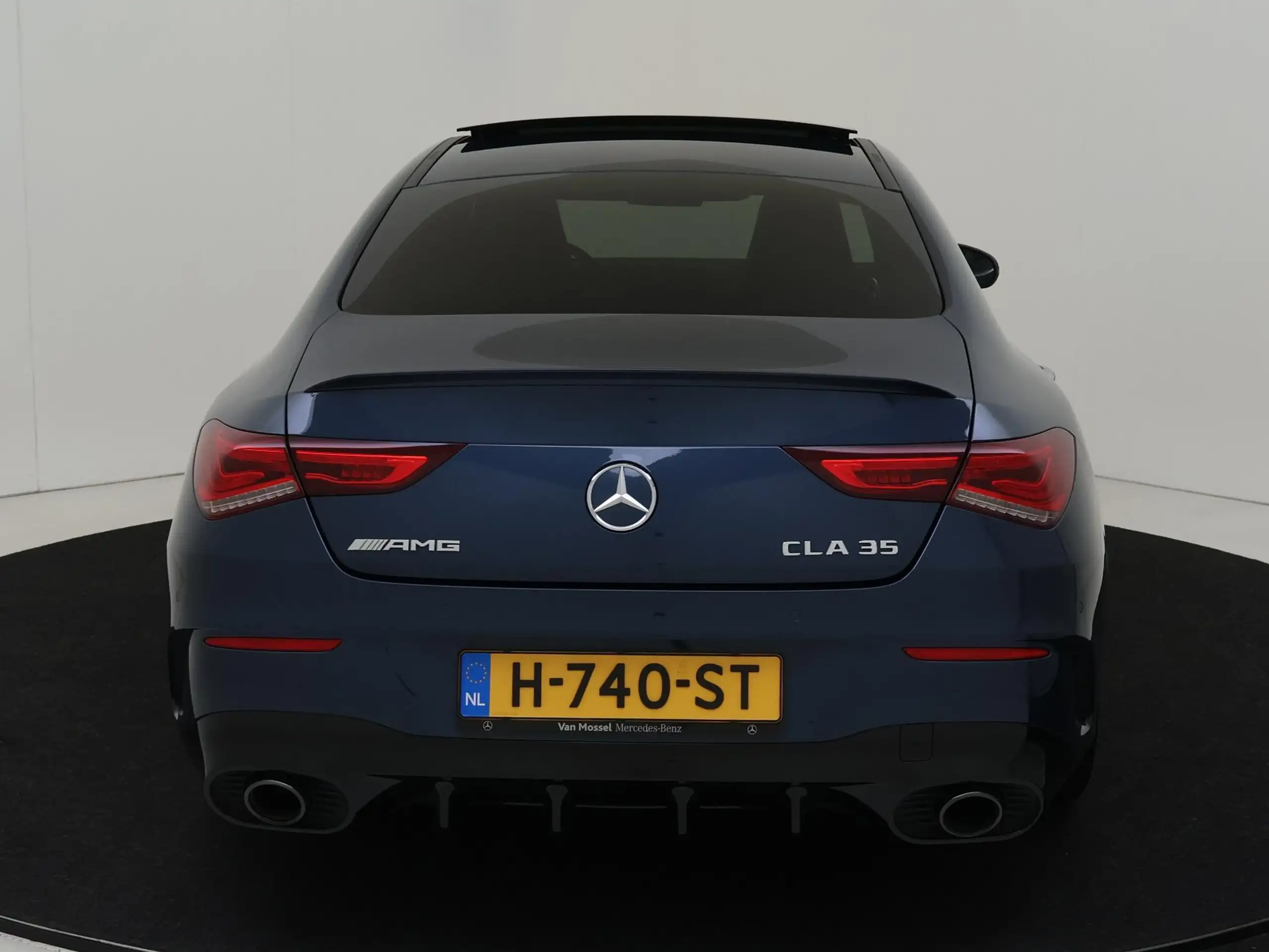 Mercedes-Benz - CLA 35 AMG