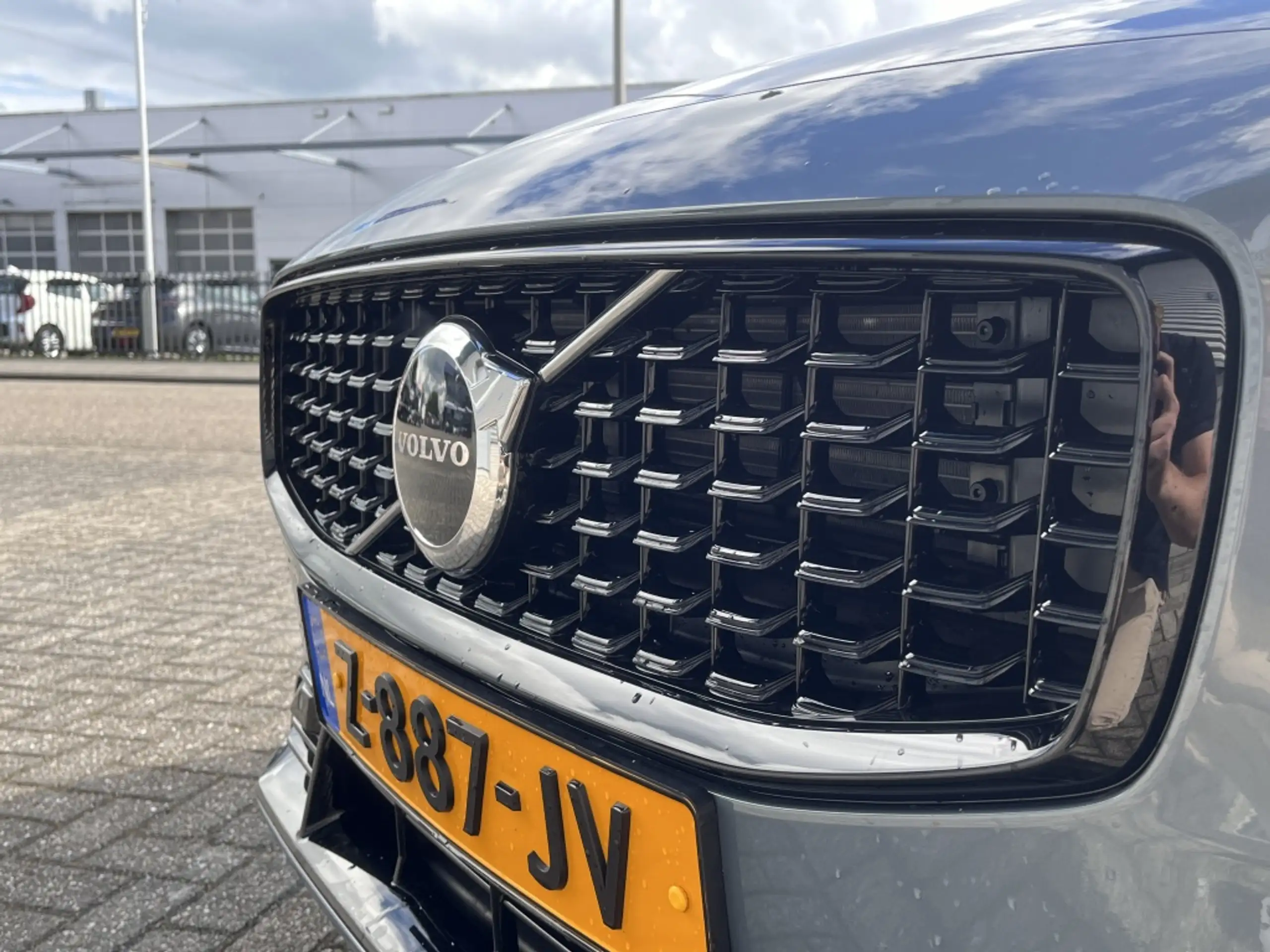 Volvo - V60