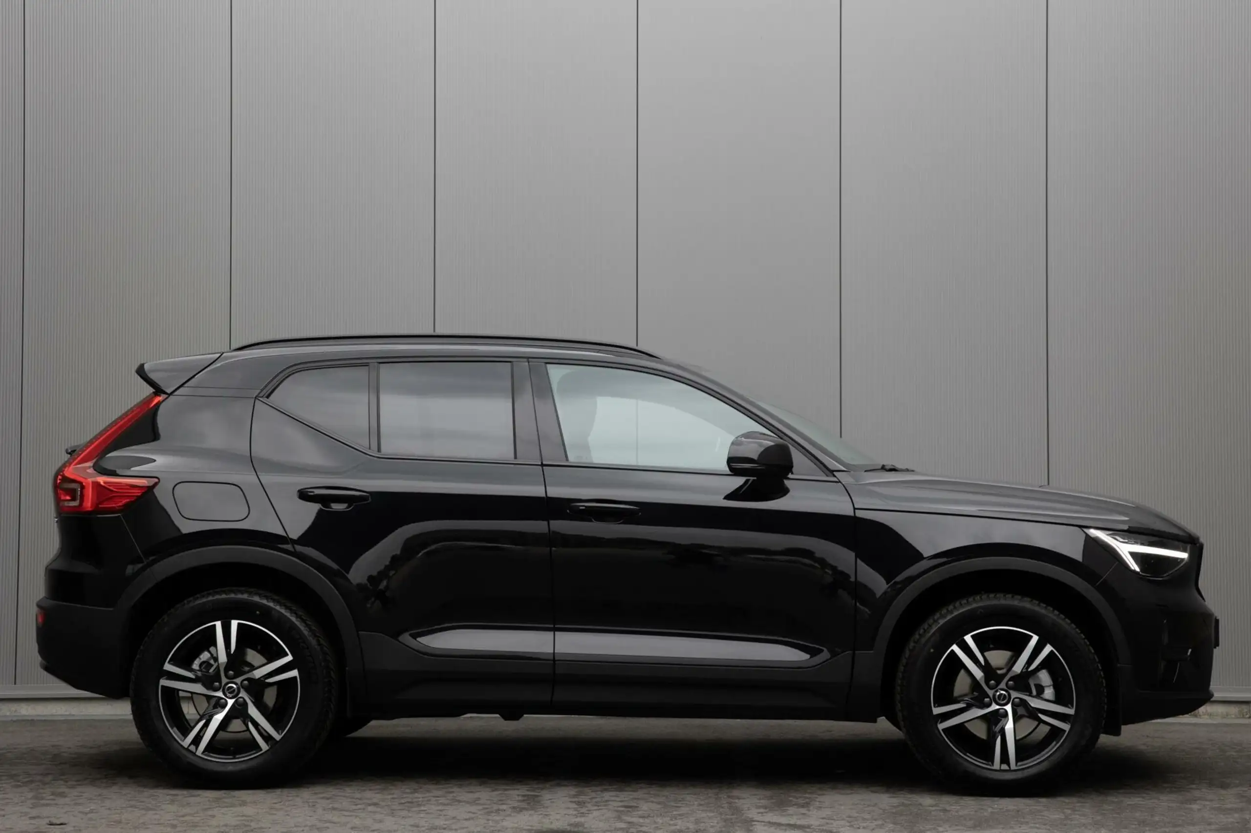 Volvo - XC40