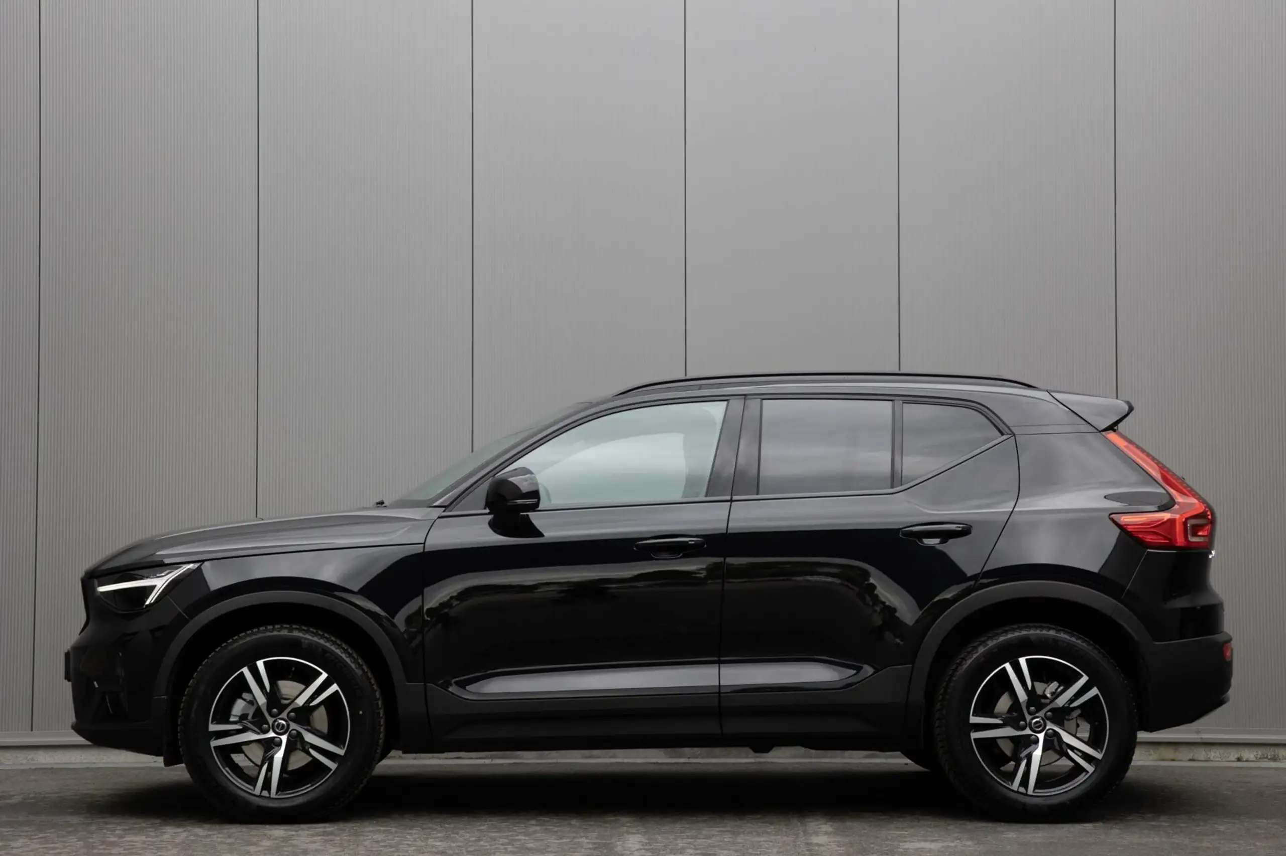 Volvo - XC40