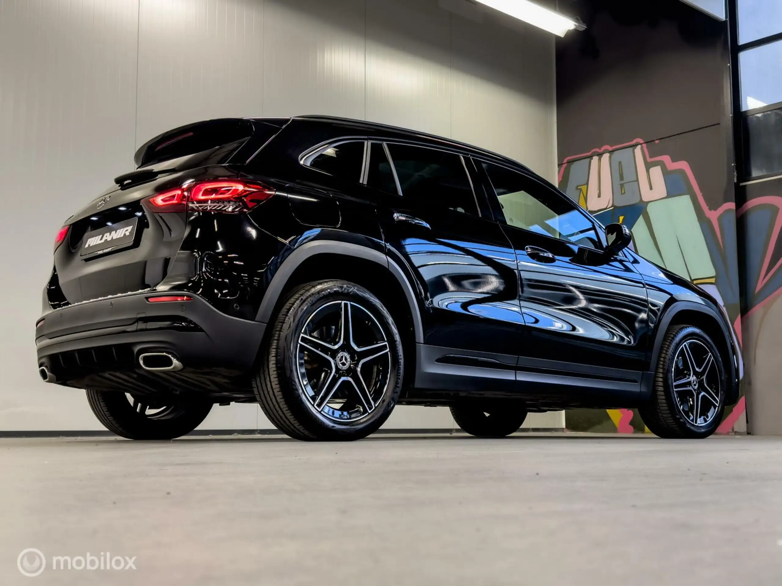 Mercedes-Benz - GLA 250