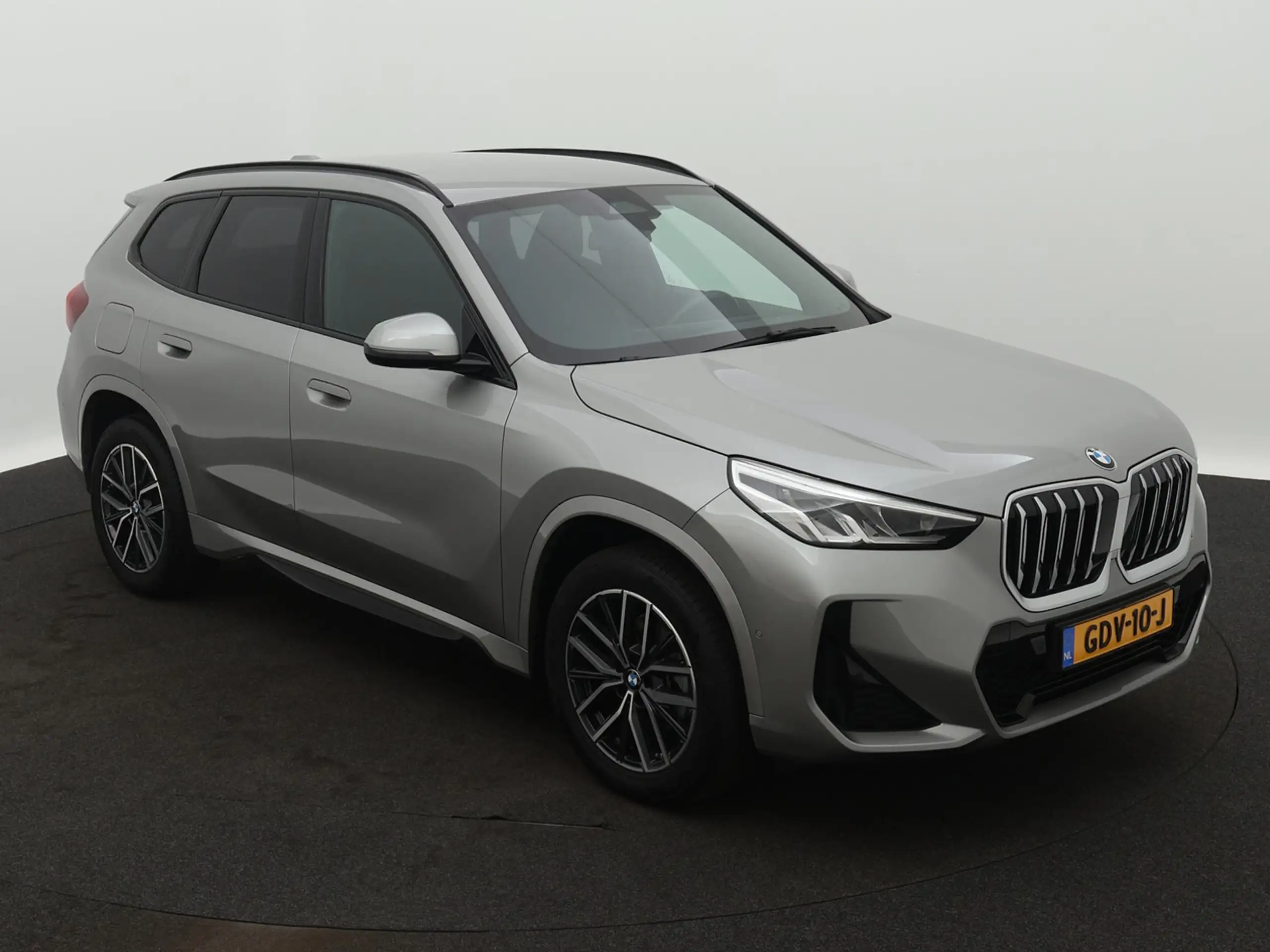 BMW - X1