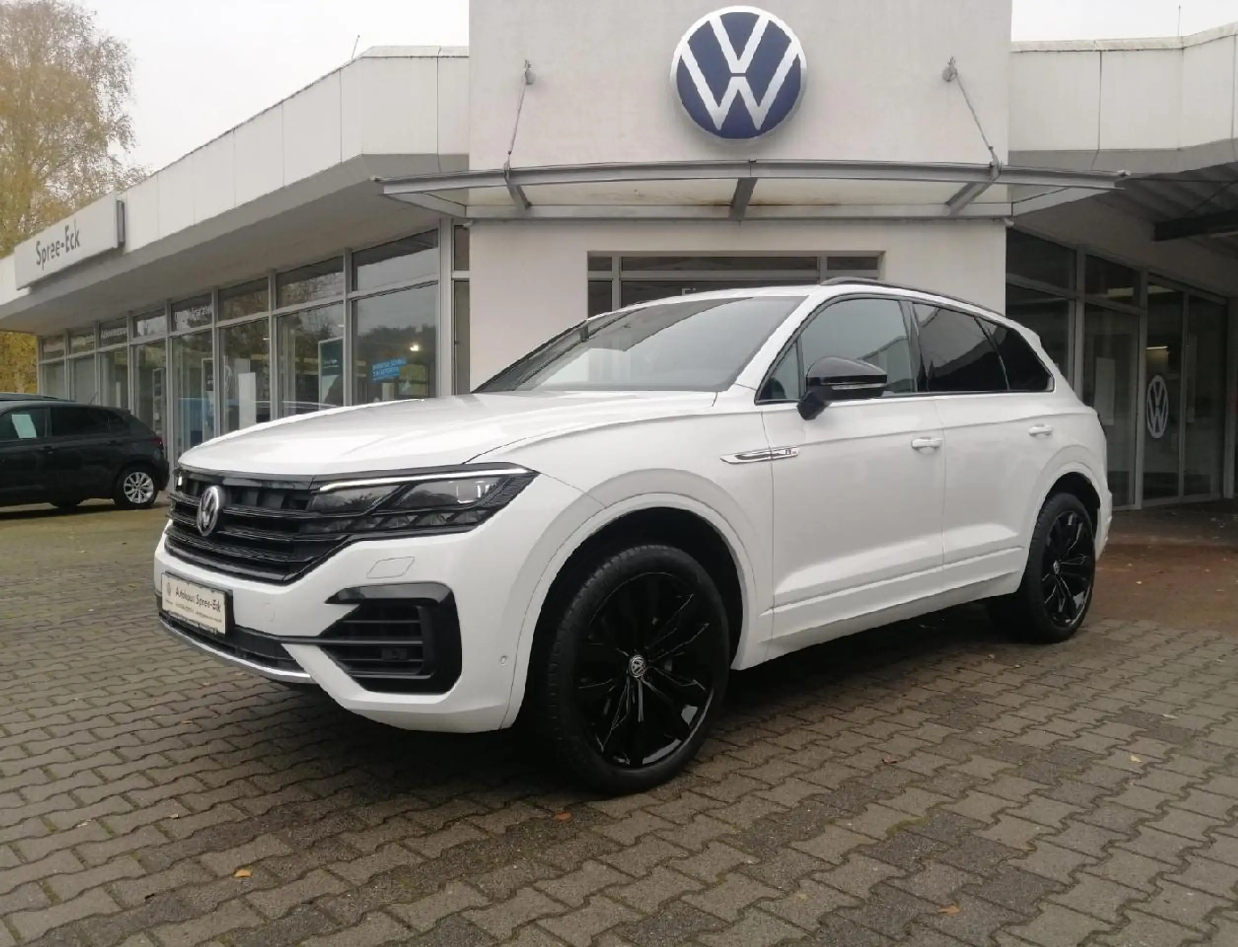 Volkswagen - Touareg