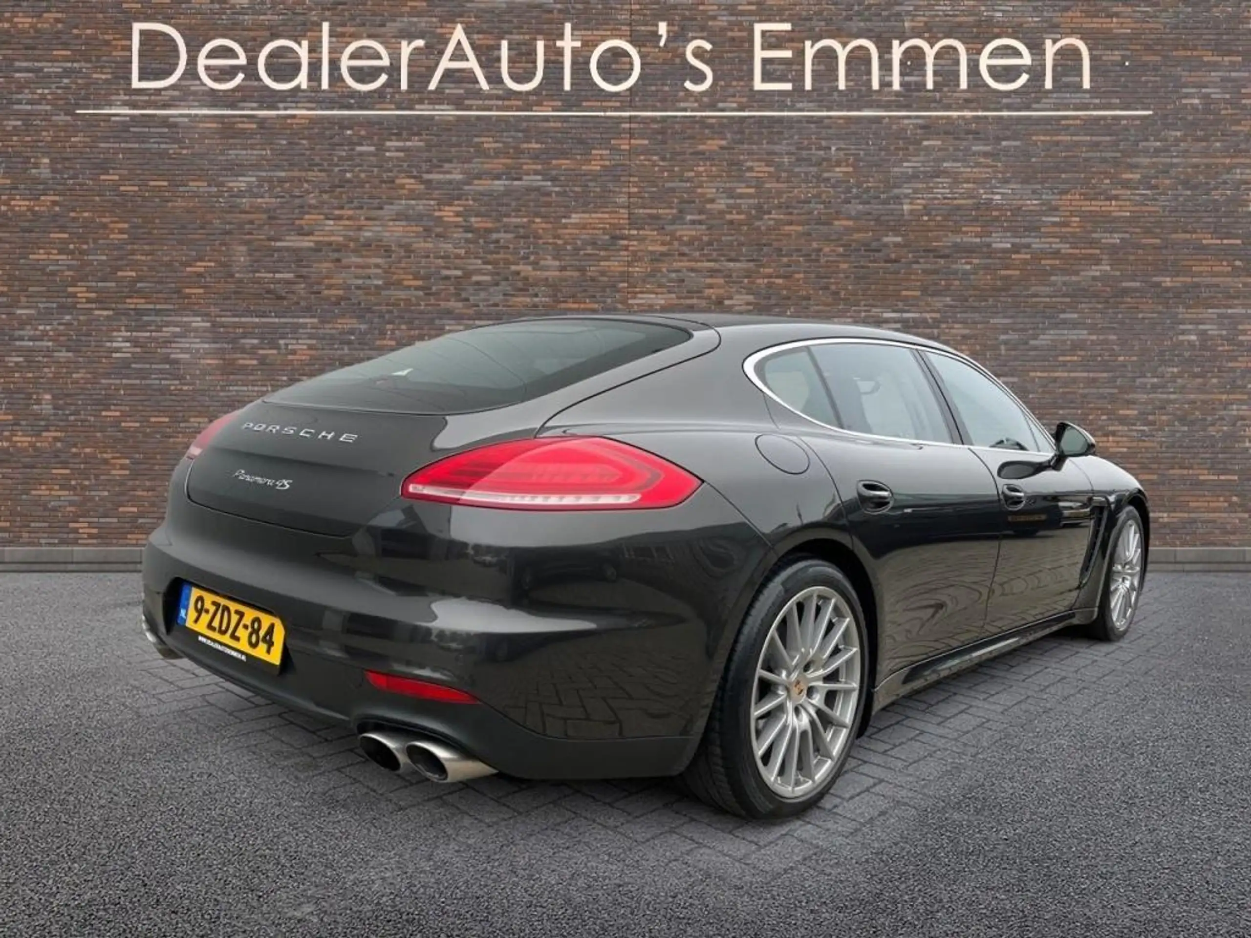 Porsche - Panamera