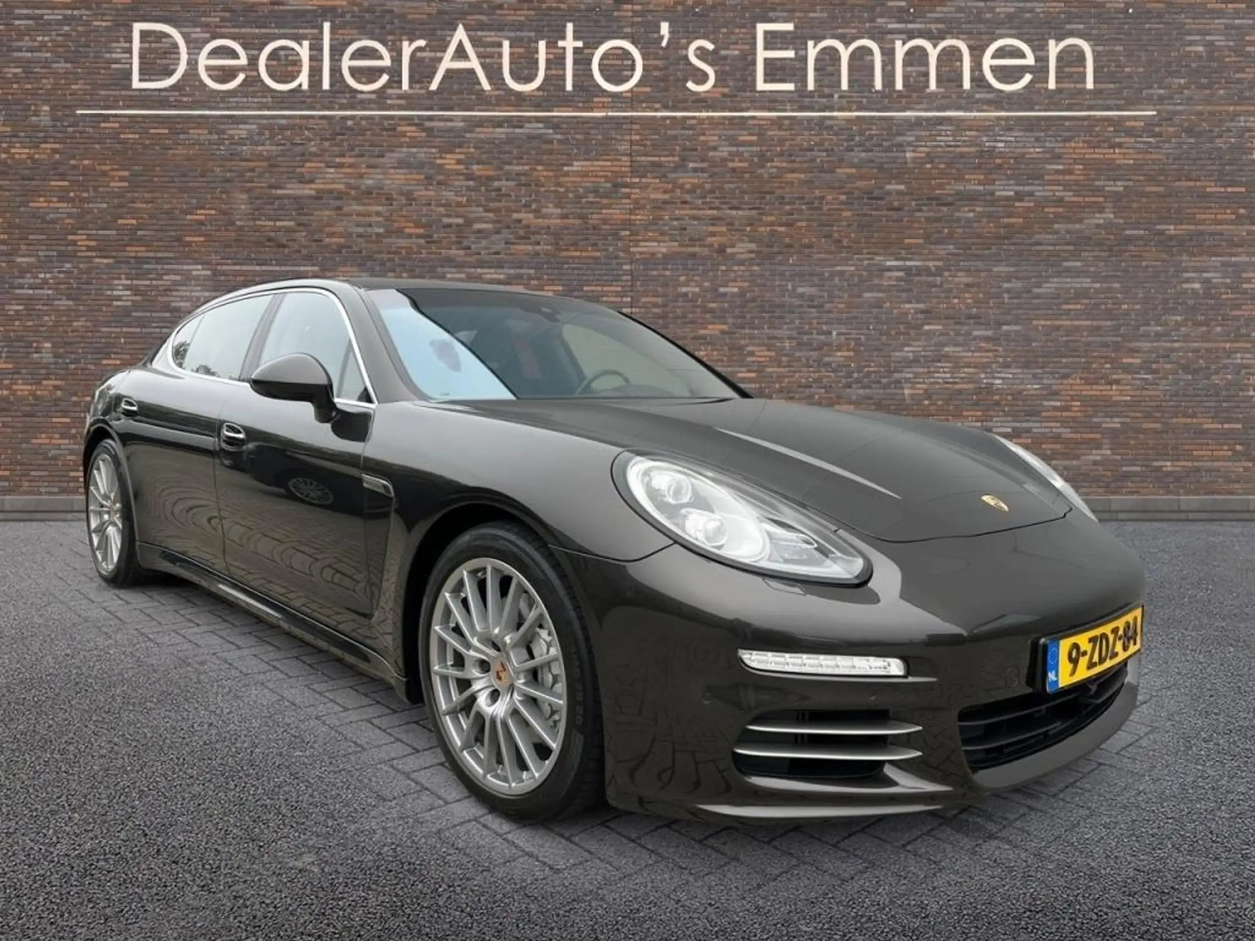 Porsche - Panamera