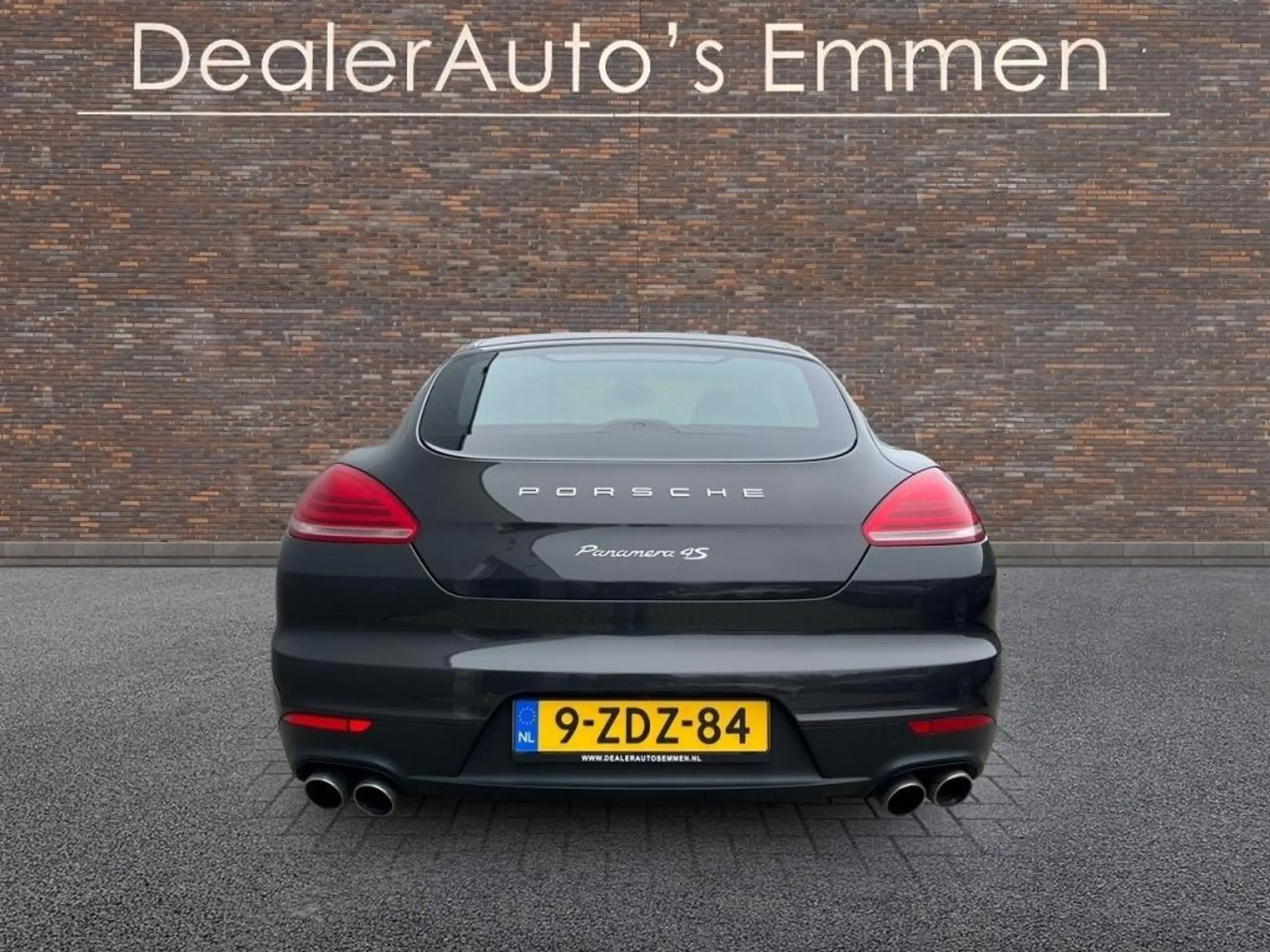 Porsche - Panamera