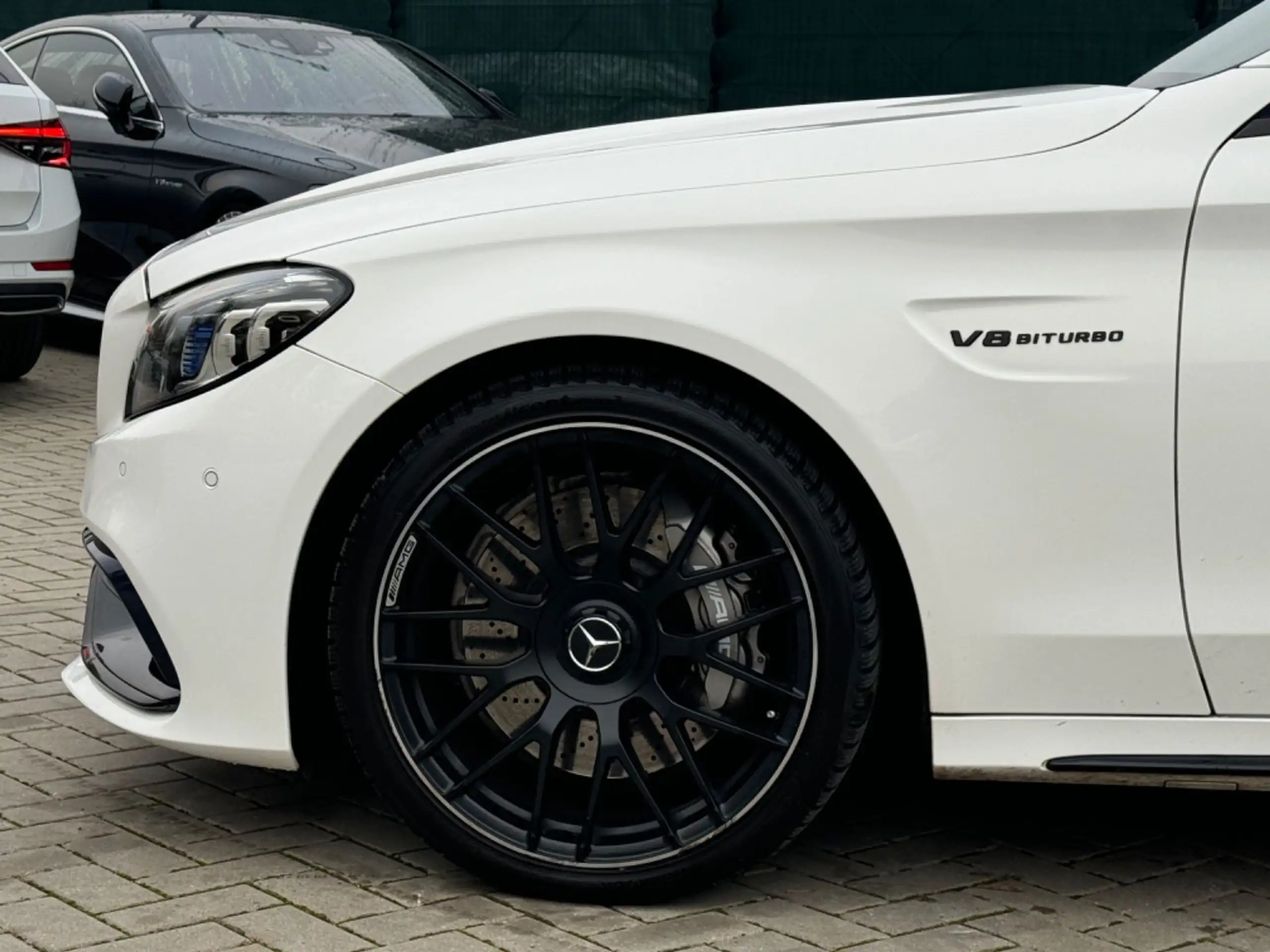 Mercedes-Benz - C 63 AMG