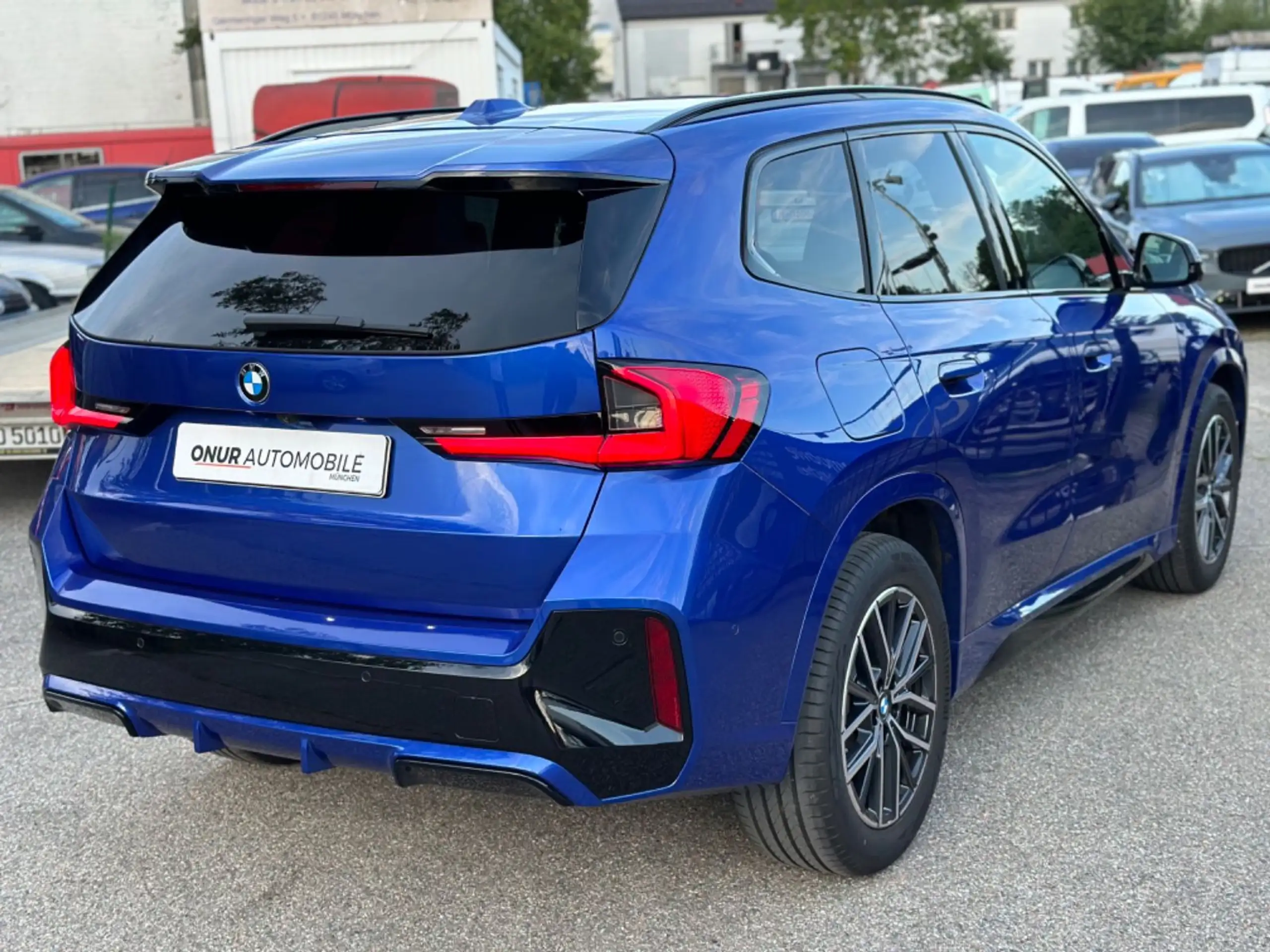 BMW - X1