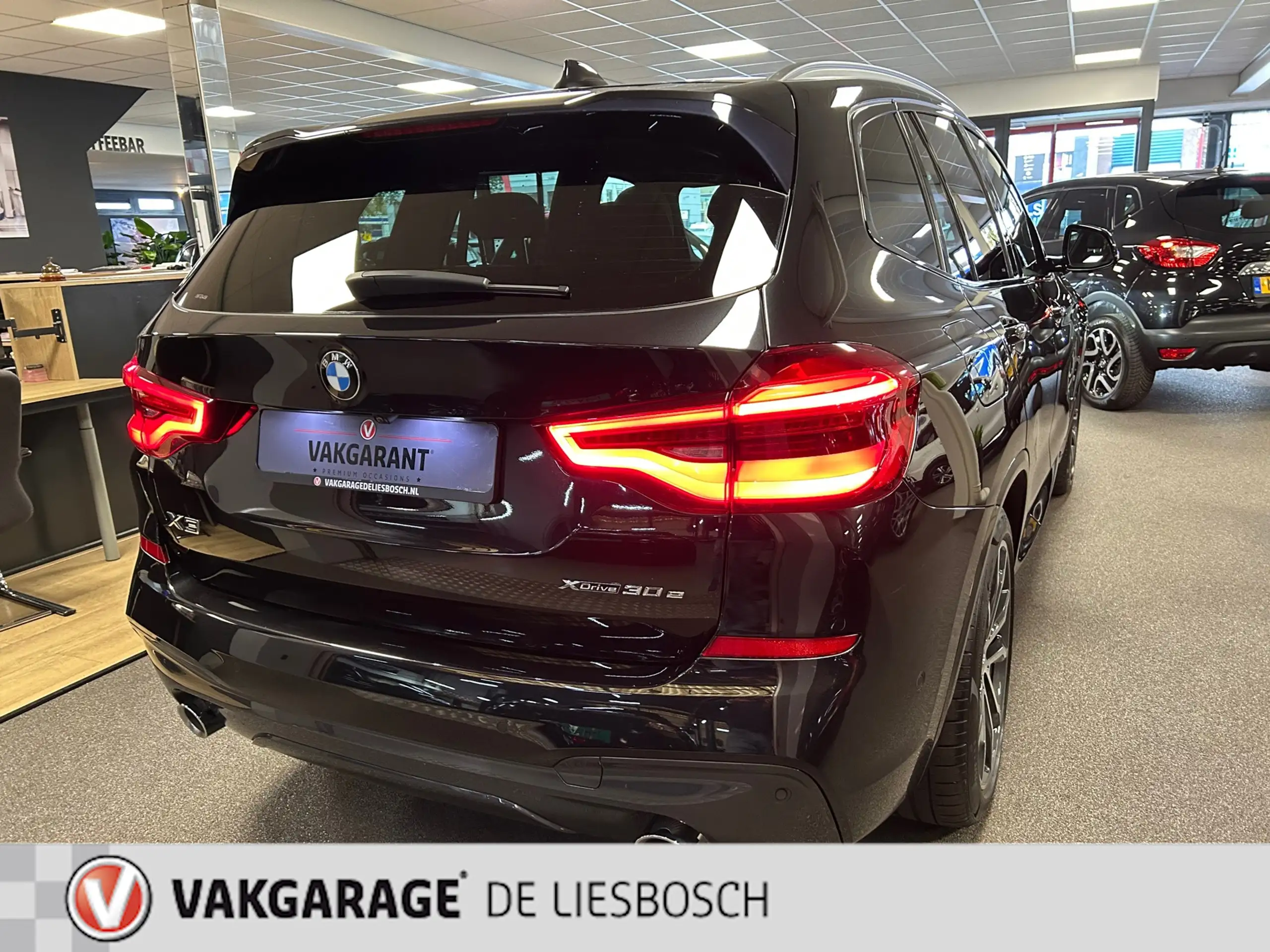 BMW - X3