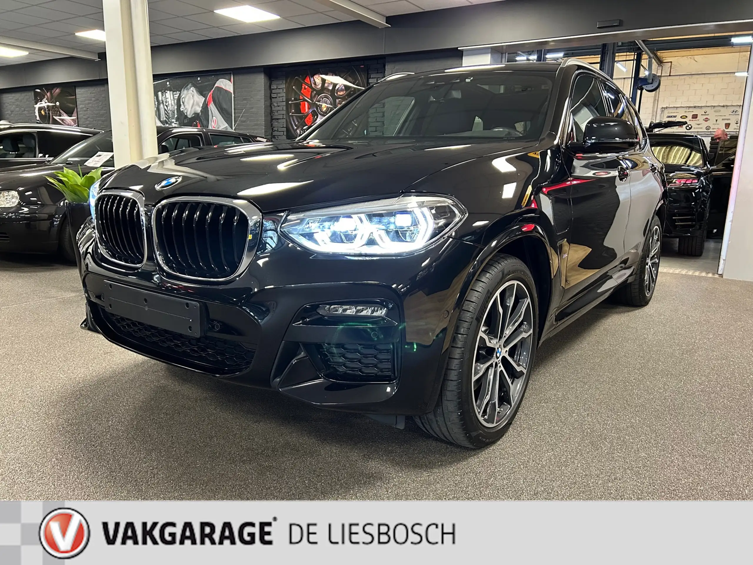 BMW - X3