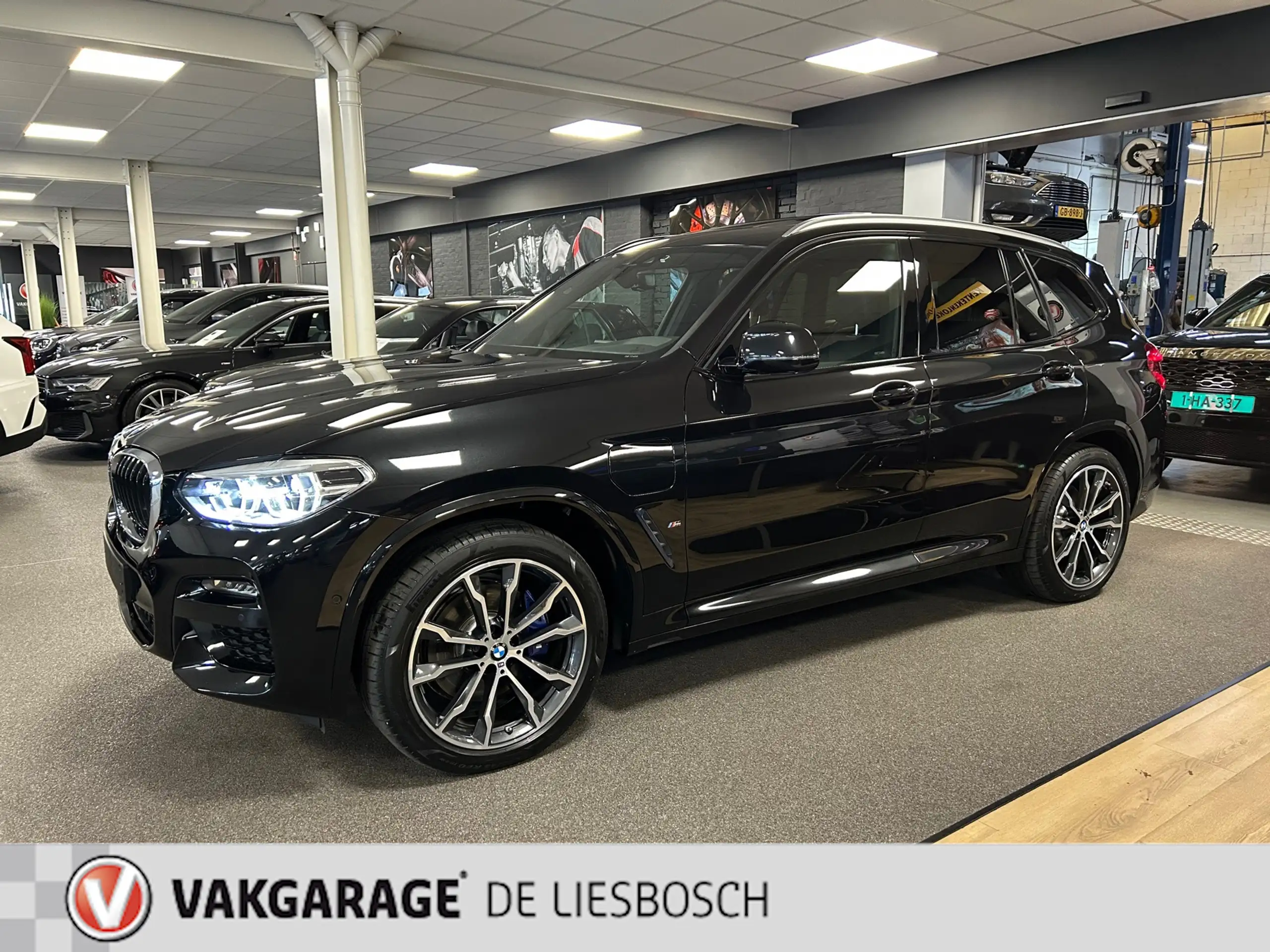 BMW - X3