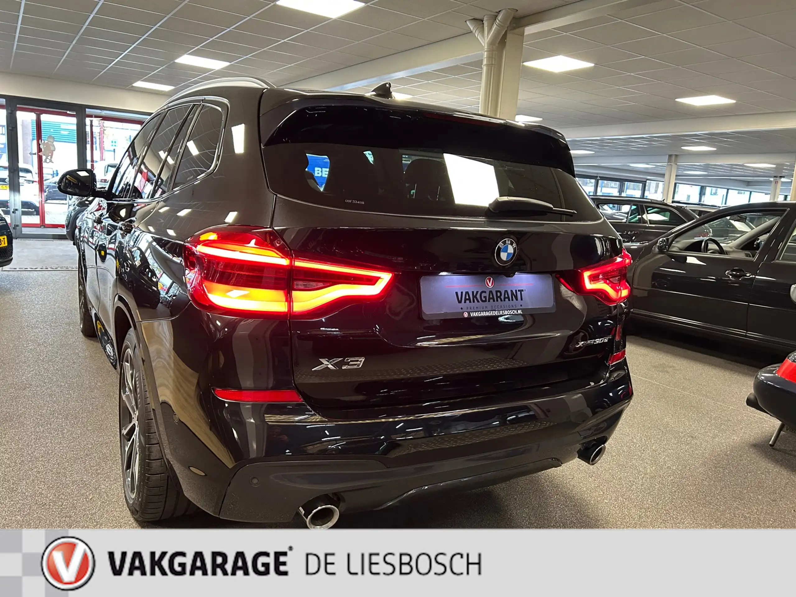 BMW - X3