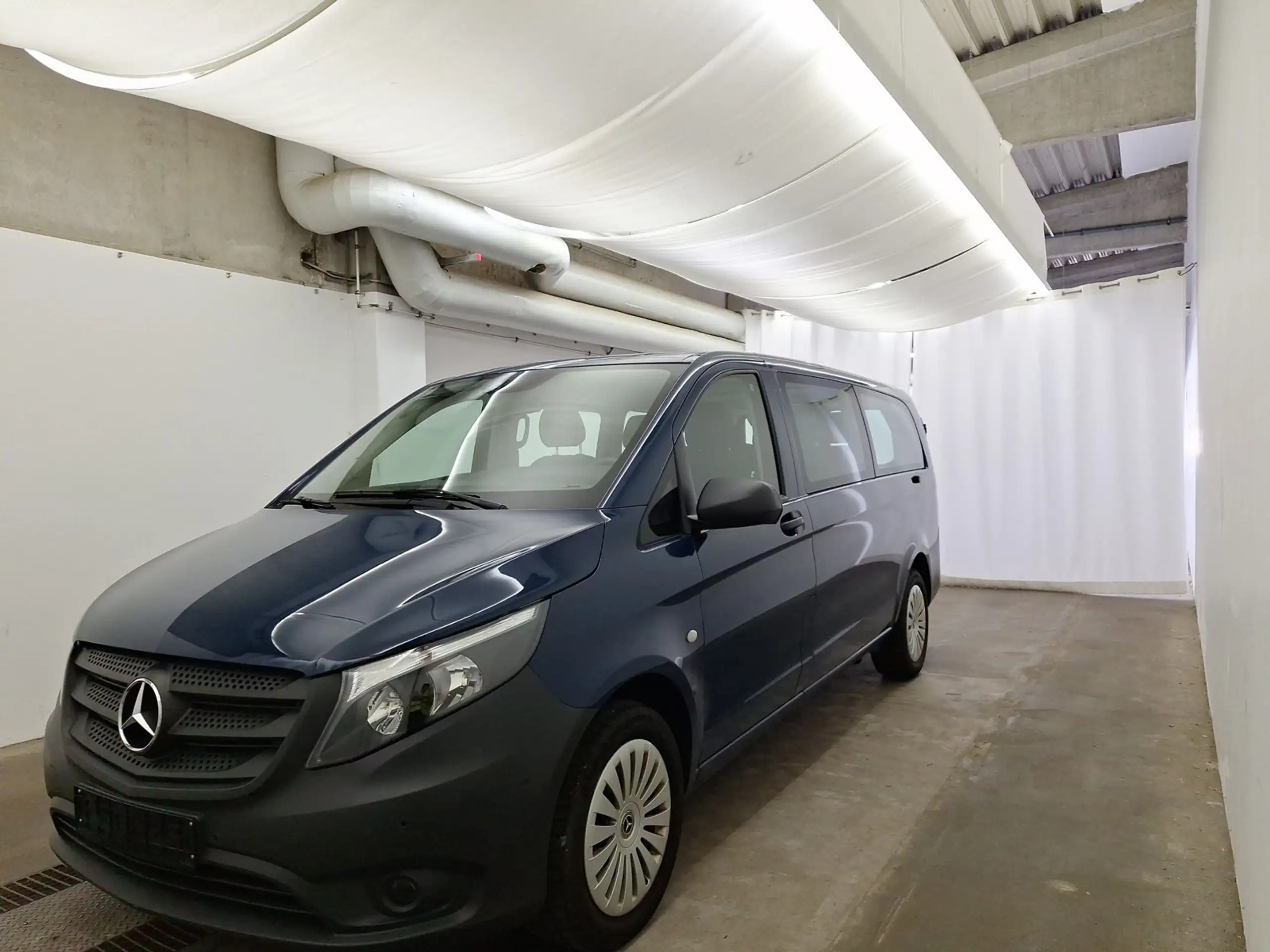 Mercedes-Benz - Vito