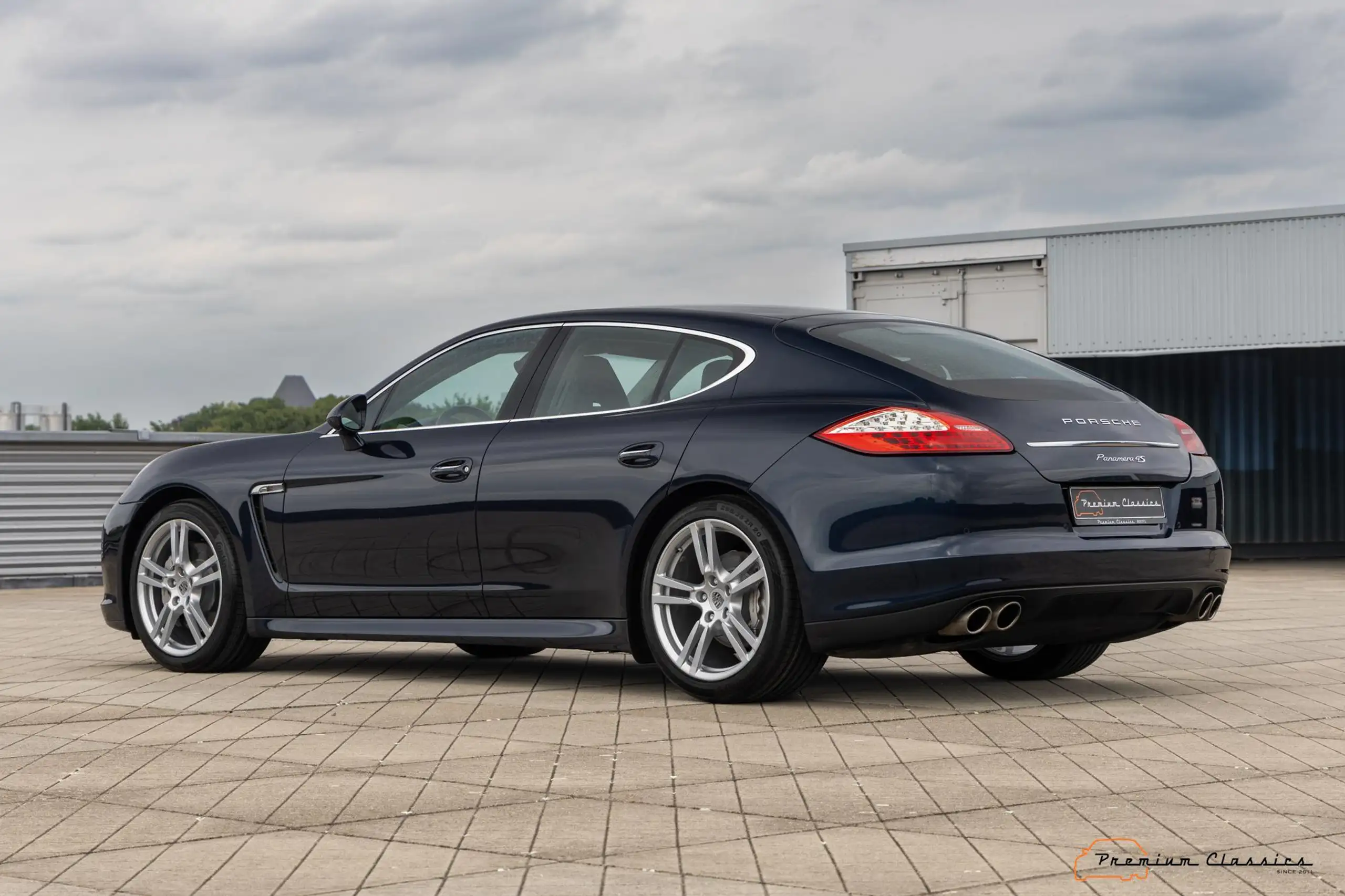 Porsche - Panamera