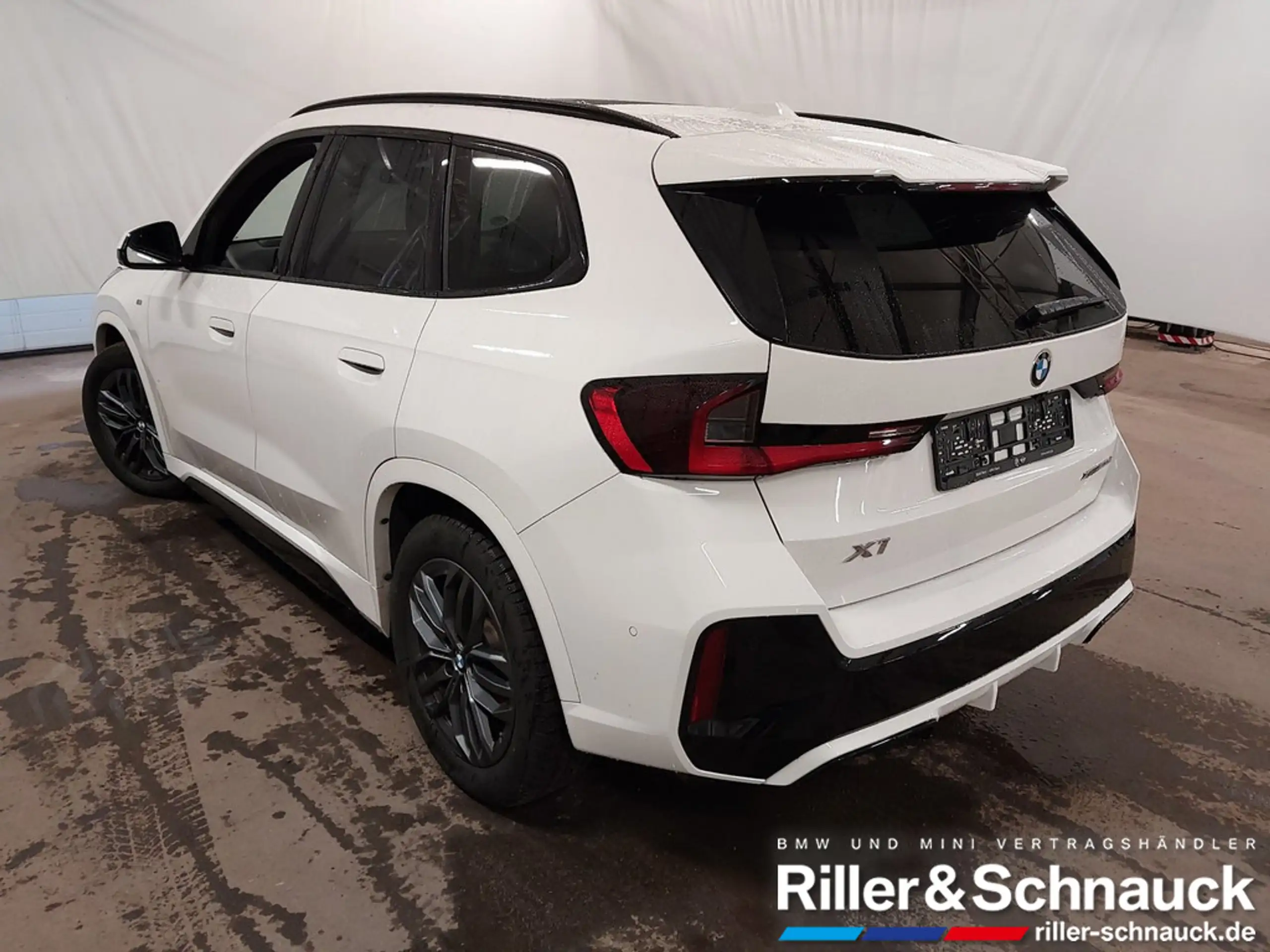 BMW - X1