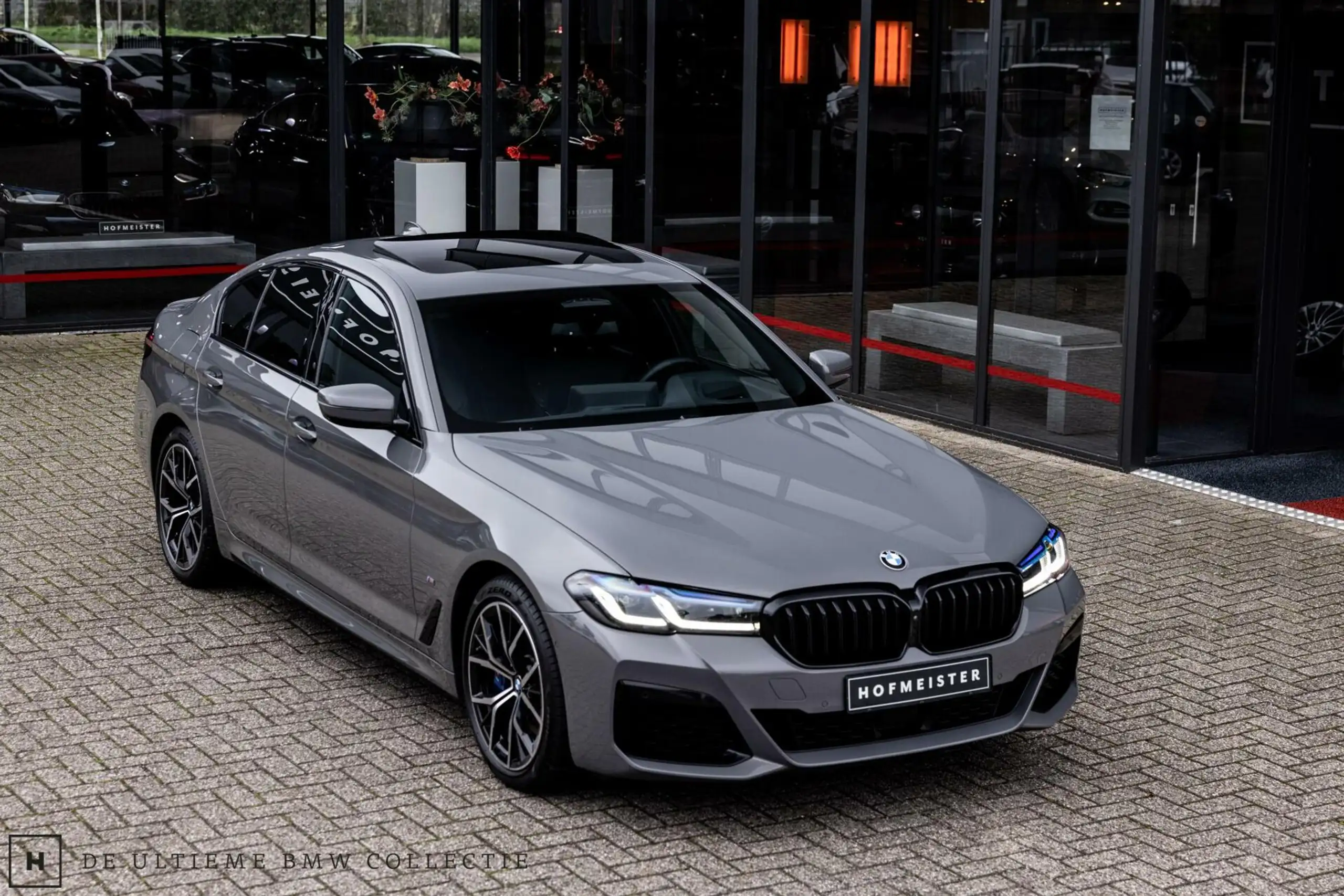 BMW - 530