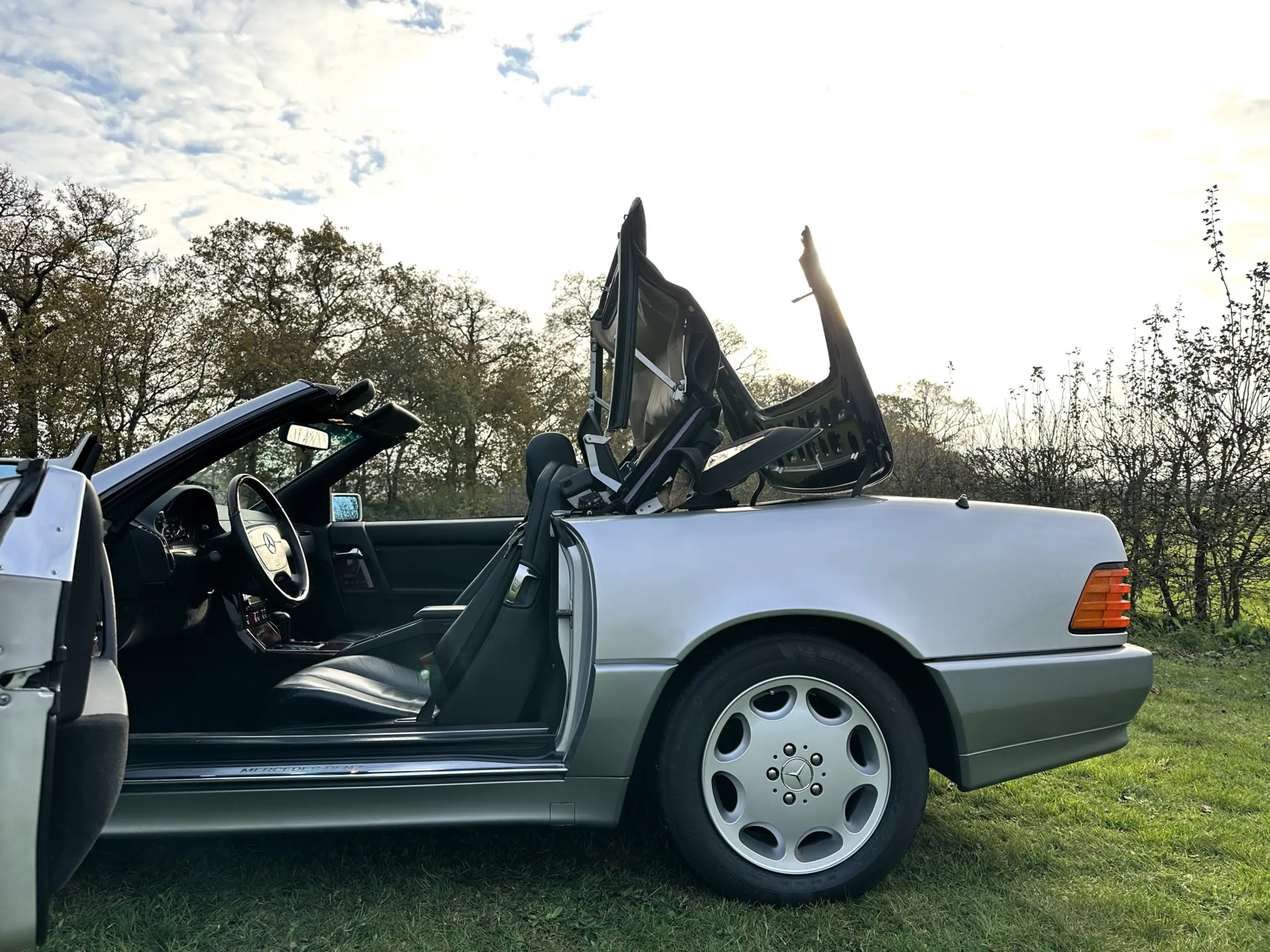 Mercedes-Benz - SL 500