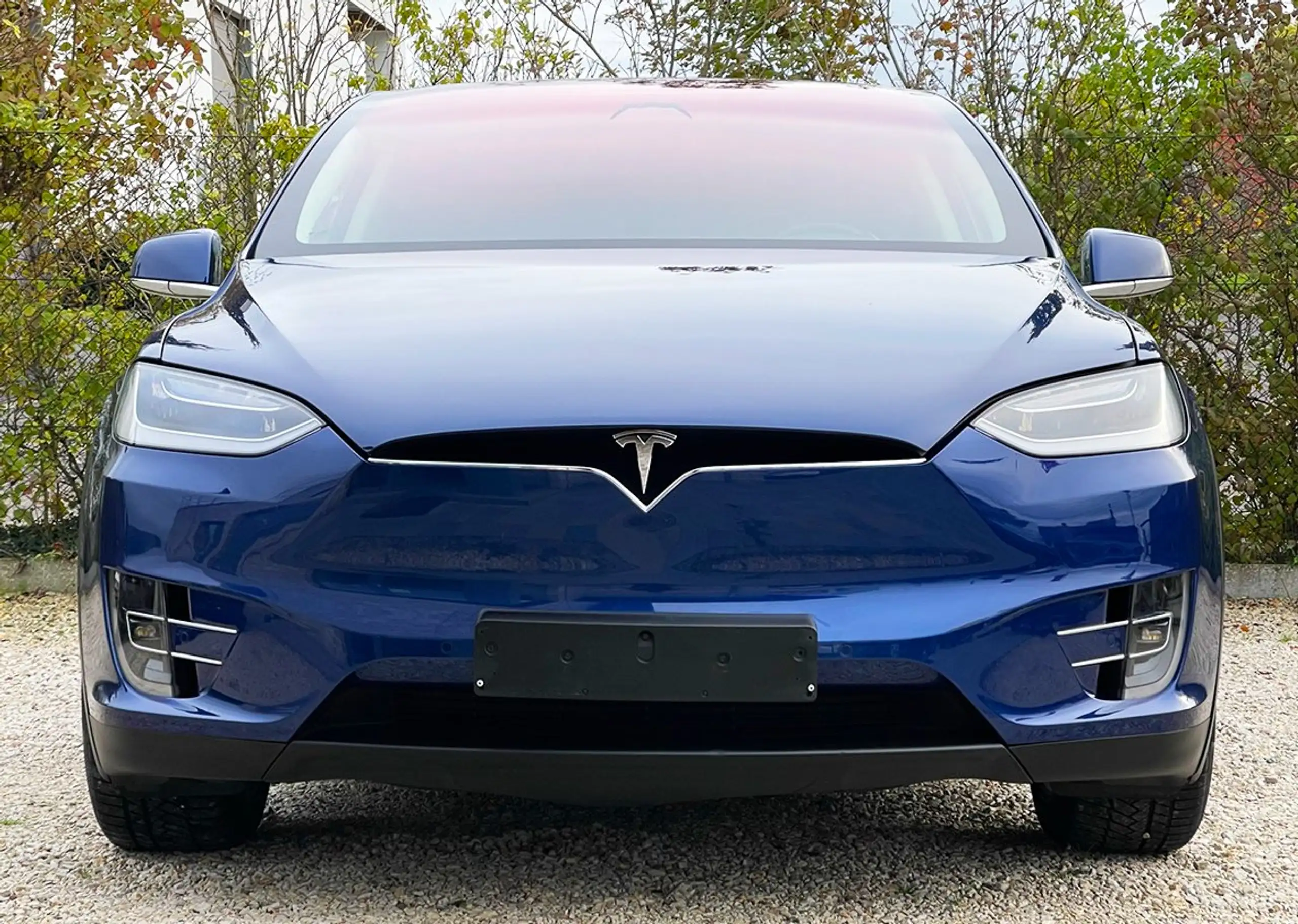 Tesla - Model X