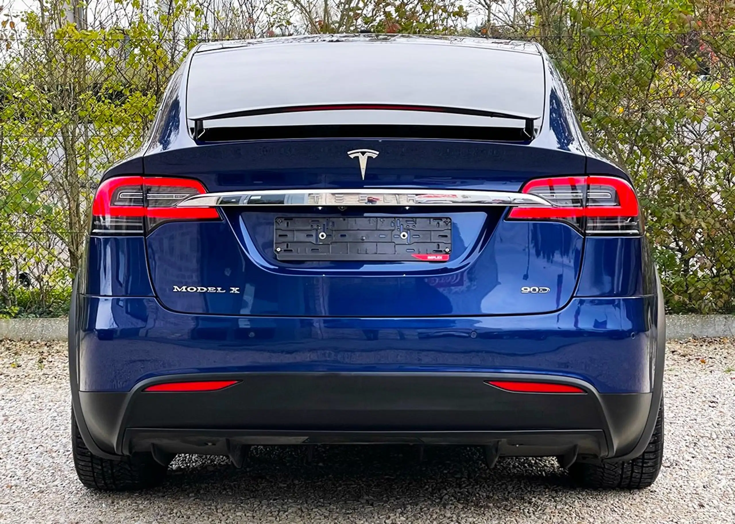 Tesla - Model X