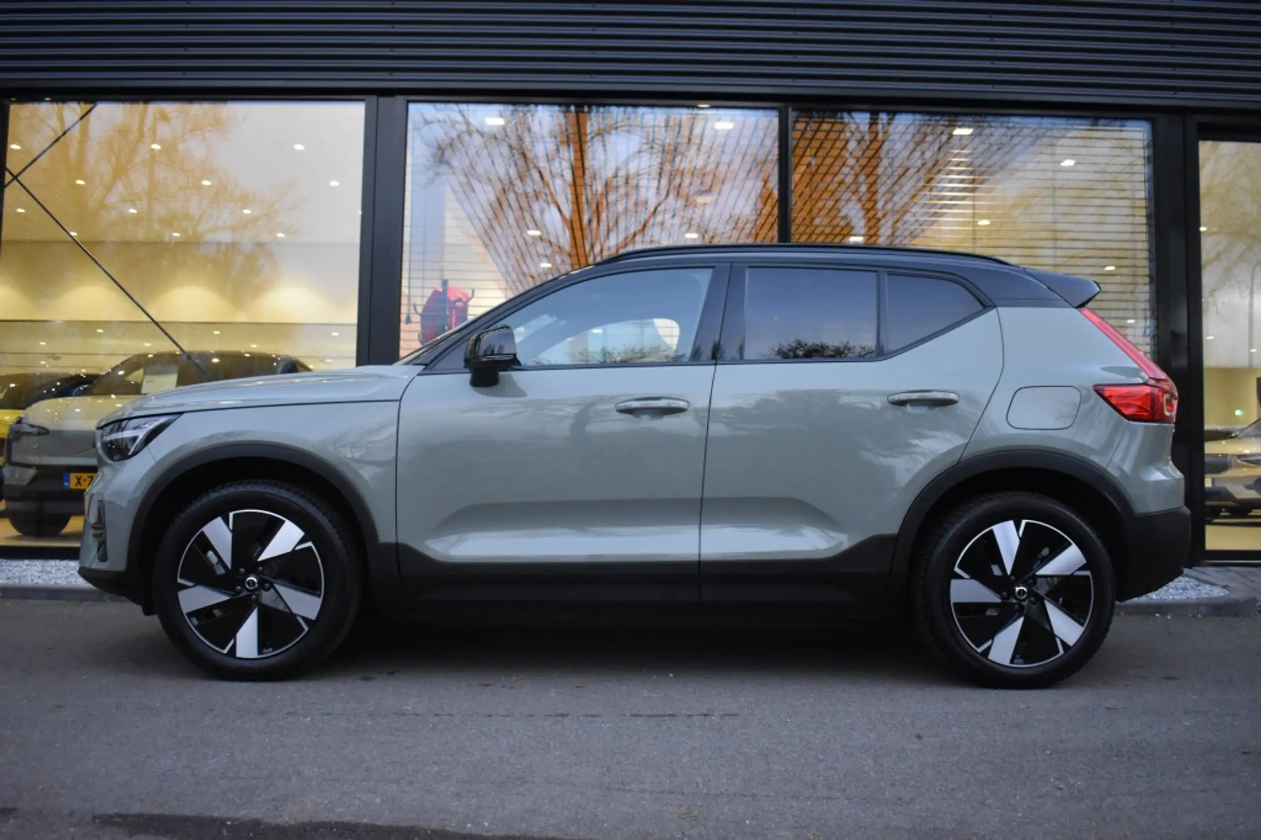 Volvo - XC40