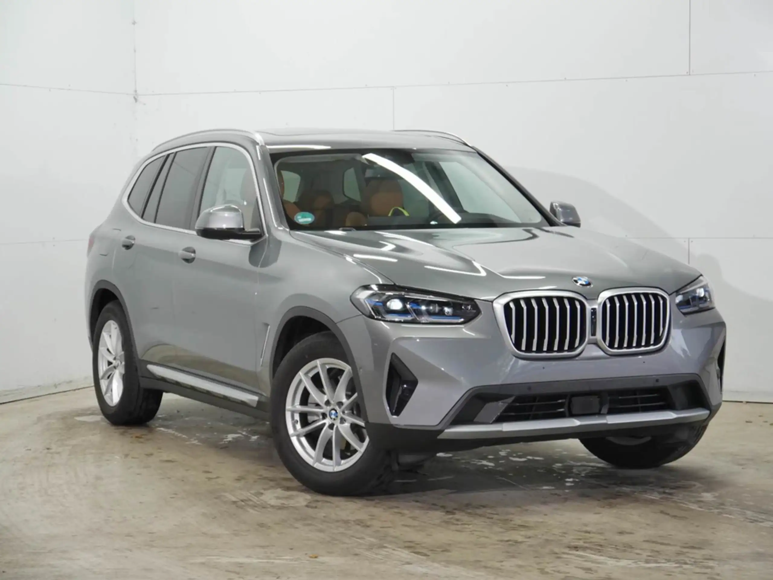 BMW - X3