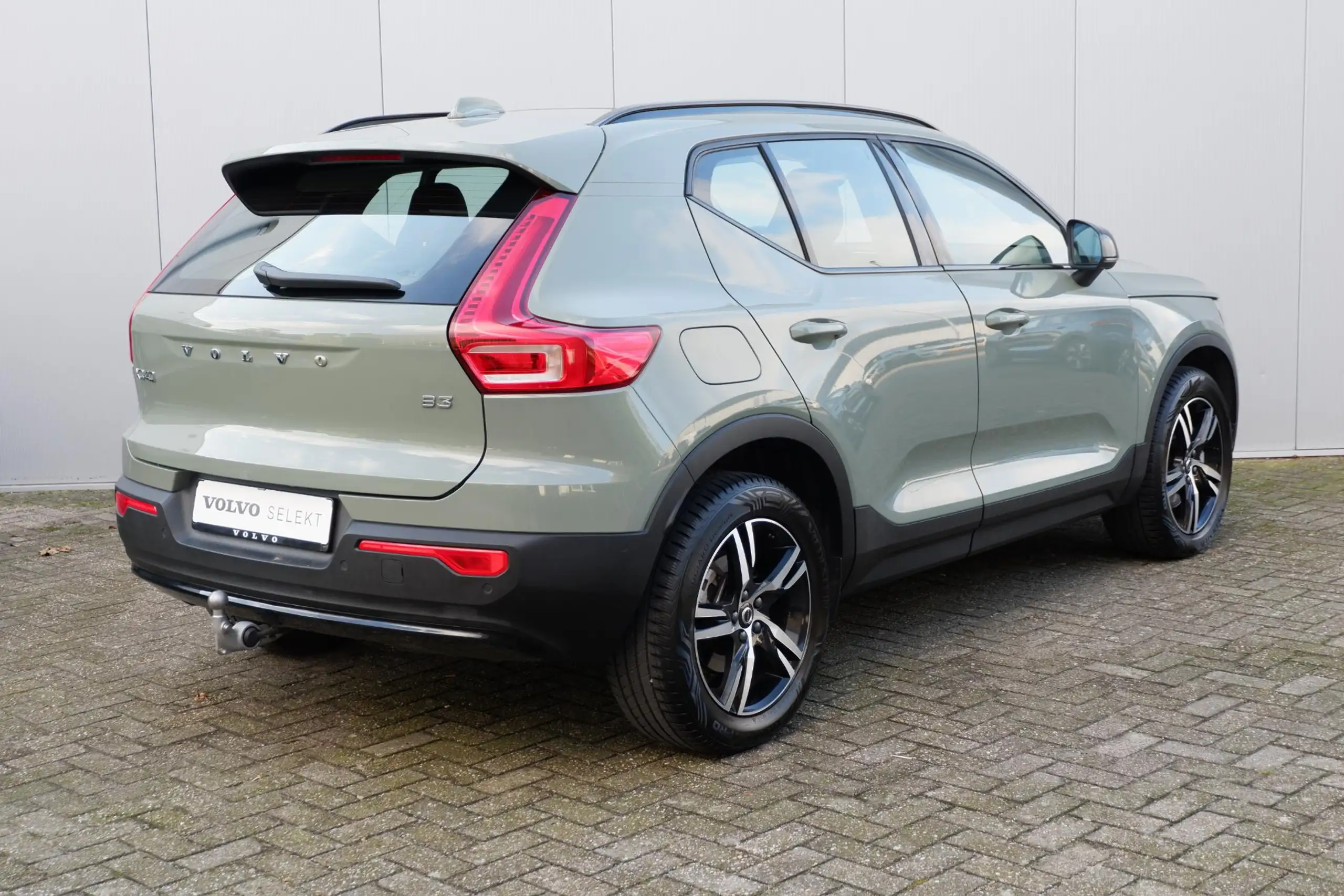 Volvo - XC40