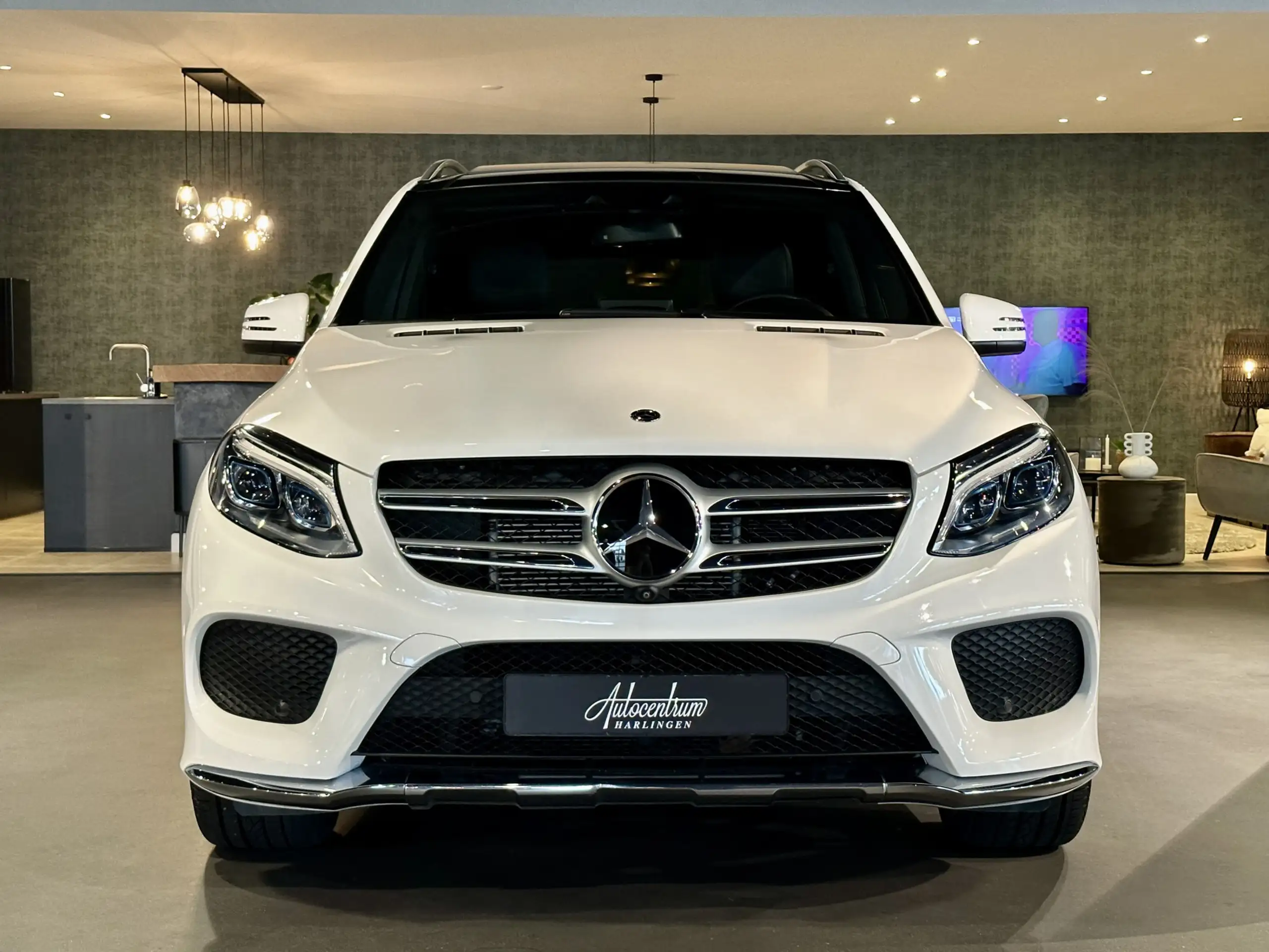 Mercedes-Benz - GLE 500