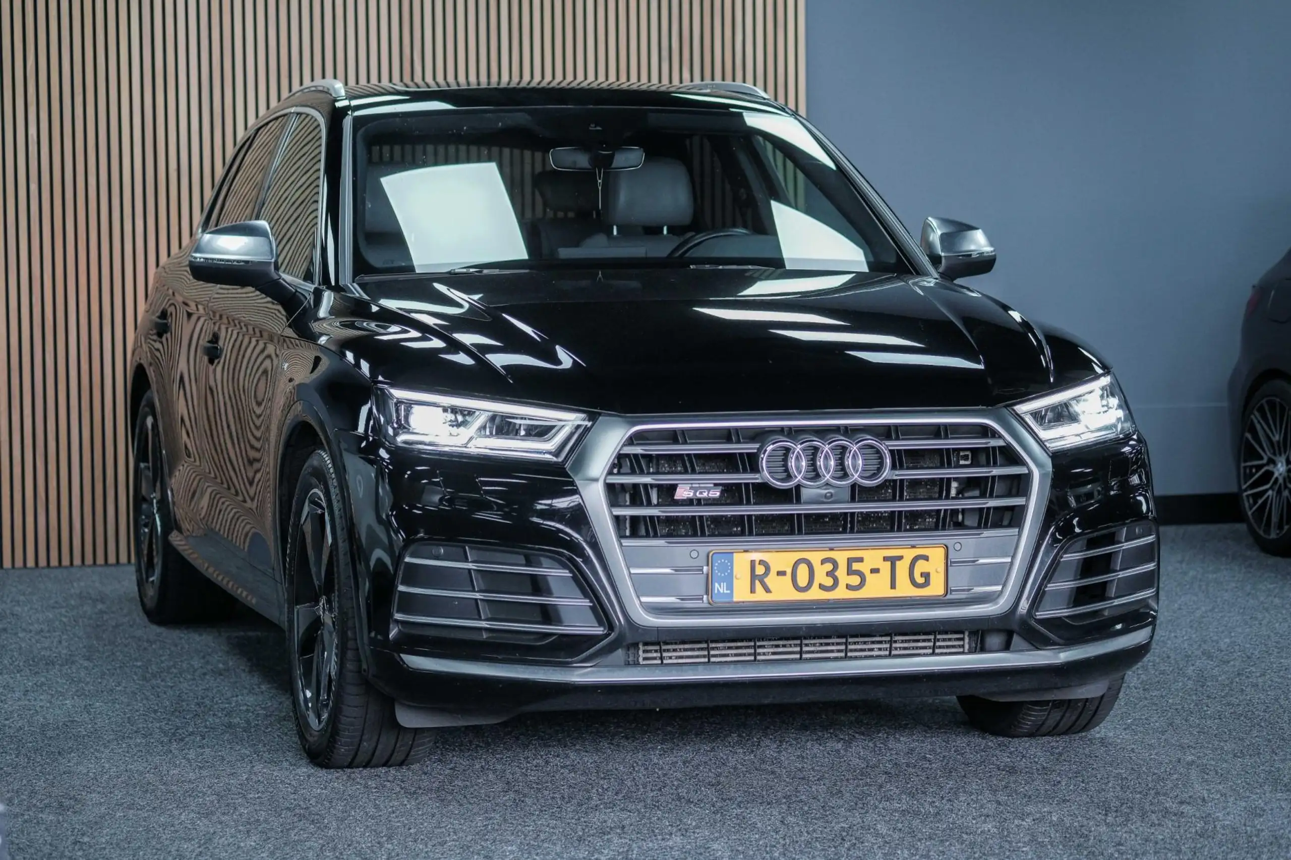 Audi - Q5