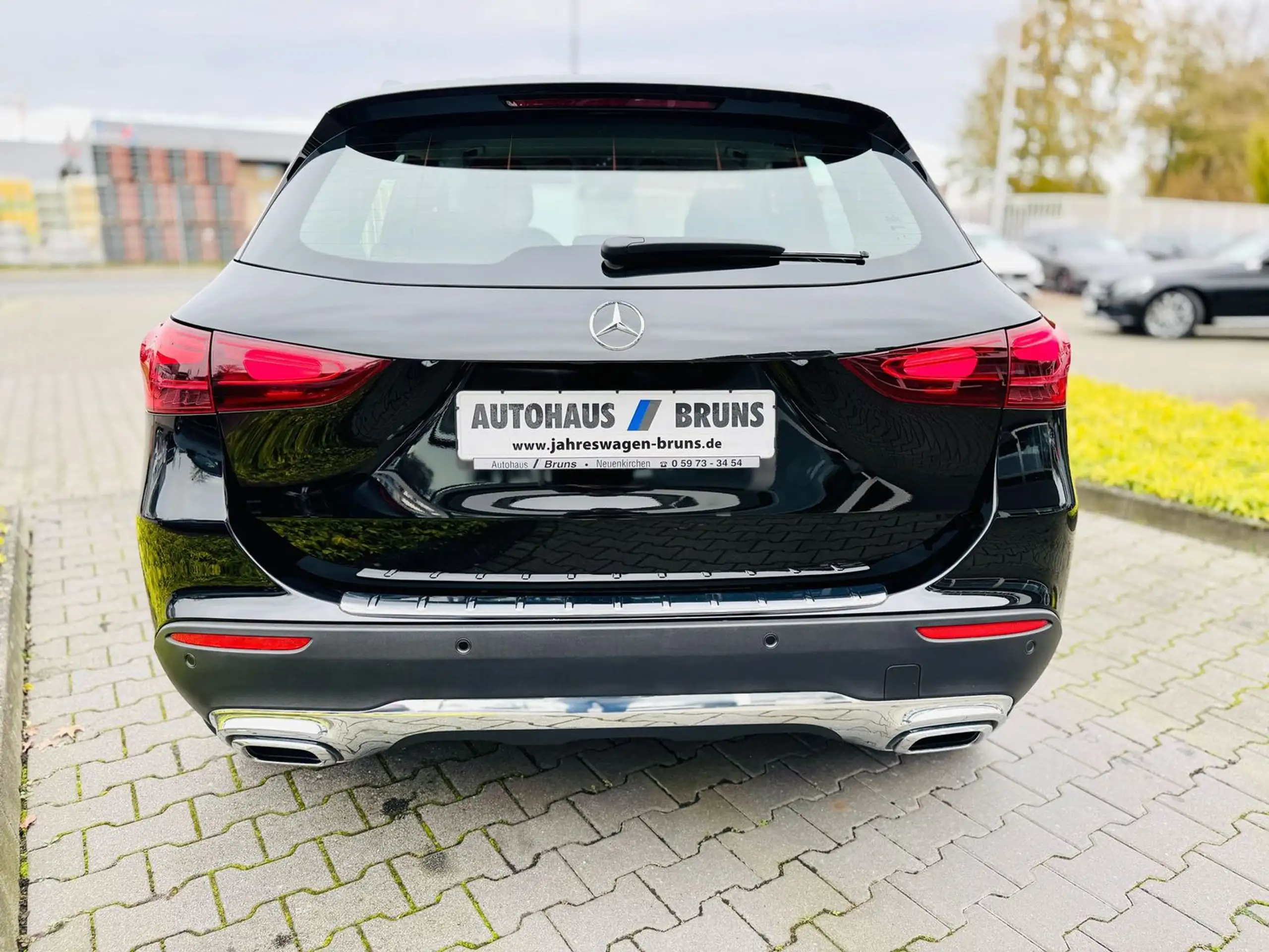 Mercedes-Benz - GLA 220