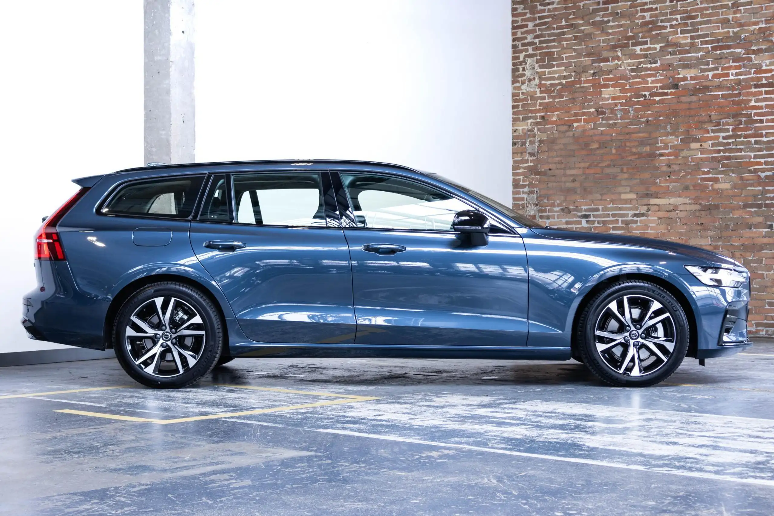 Volvo - V60