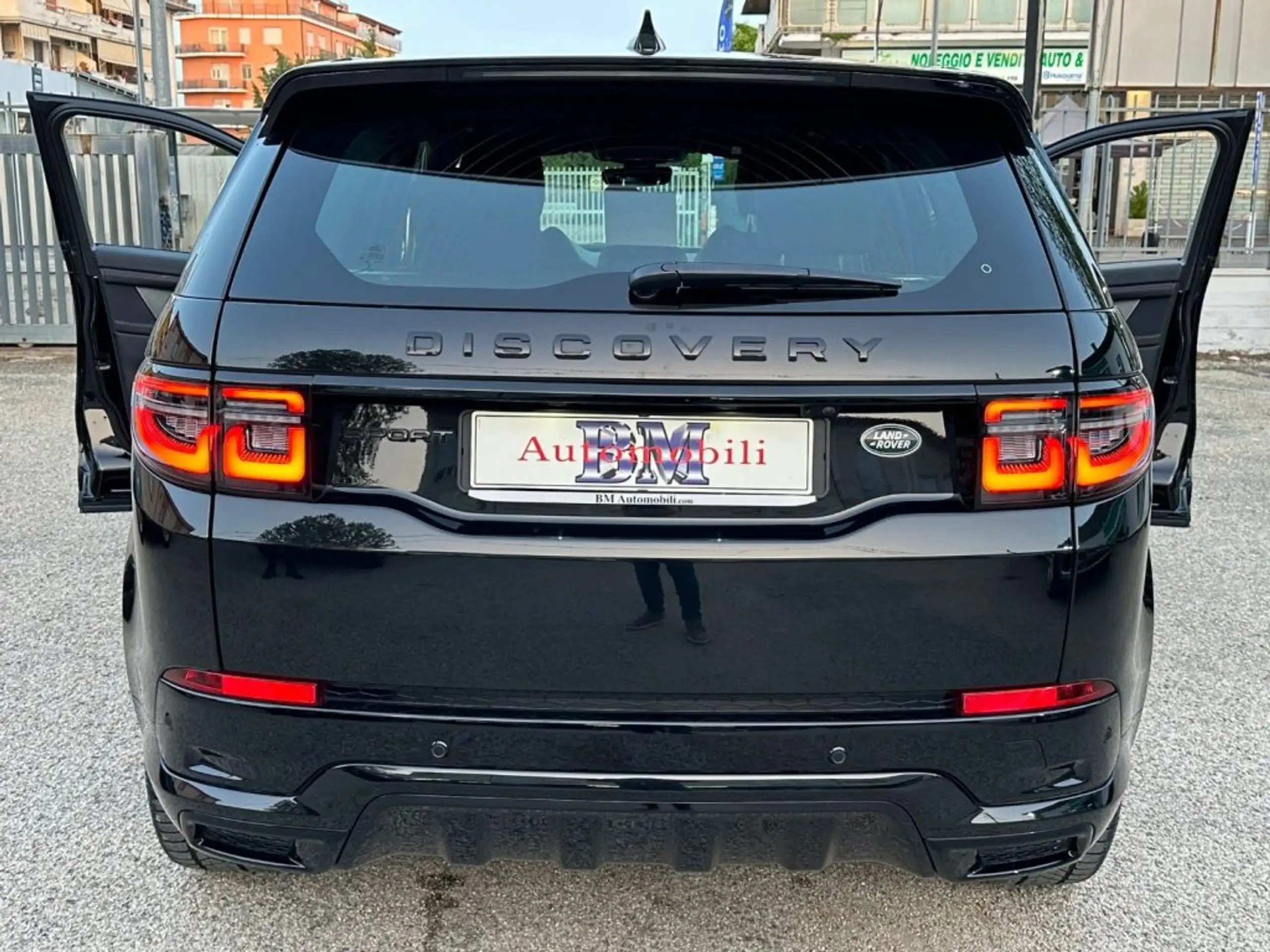 Land Rover - Discovery Sport