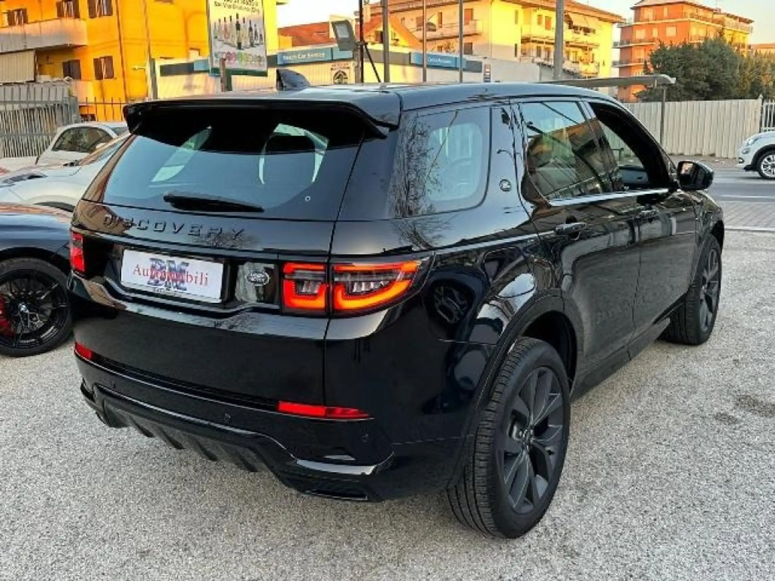 Land Rover - Discovery Sport