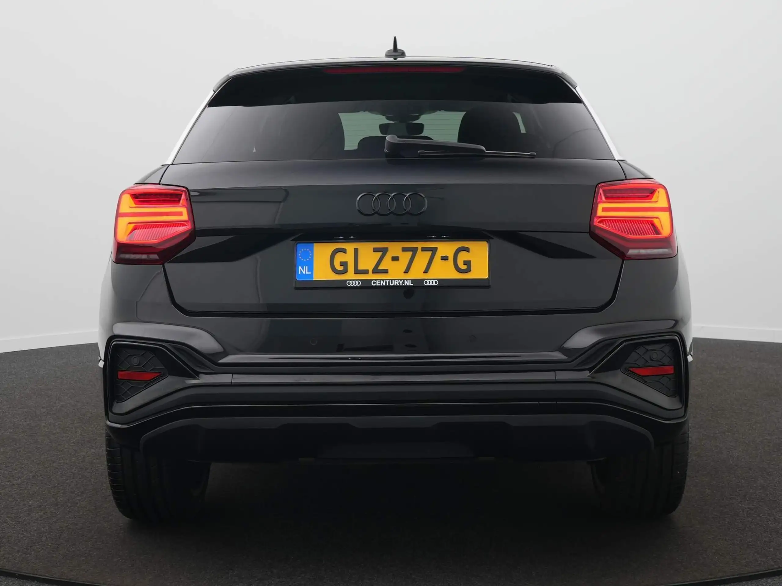 Audi - Q2