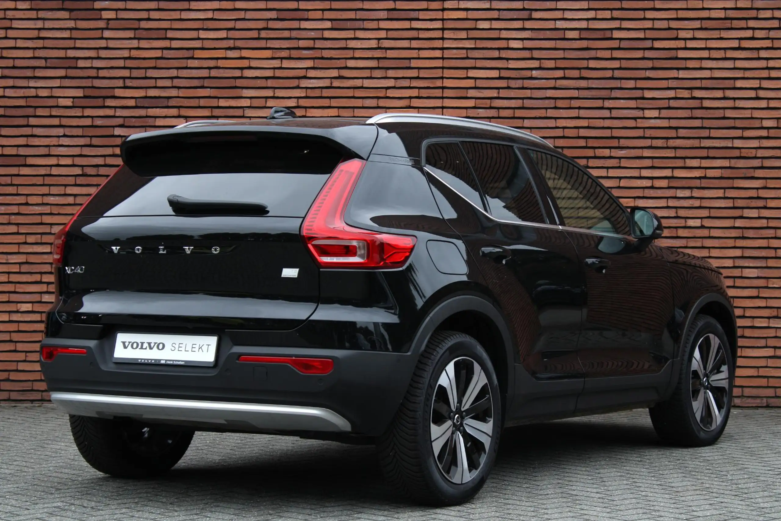 Volvo - XC40