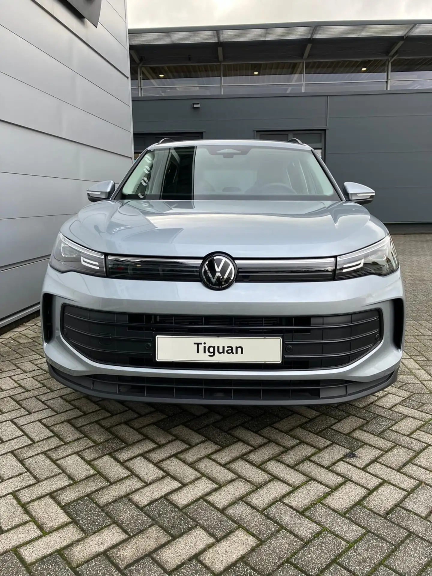 Volkswagen - Tiguan