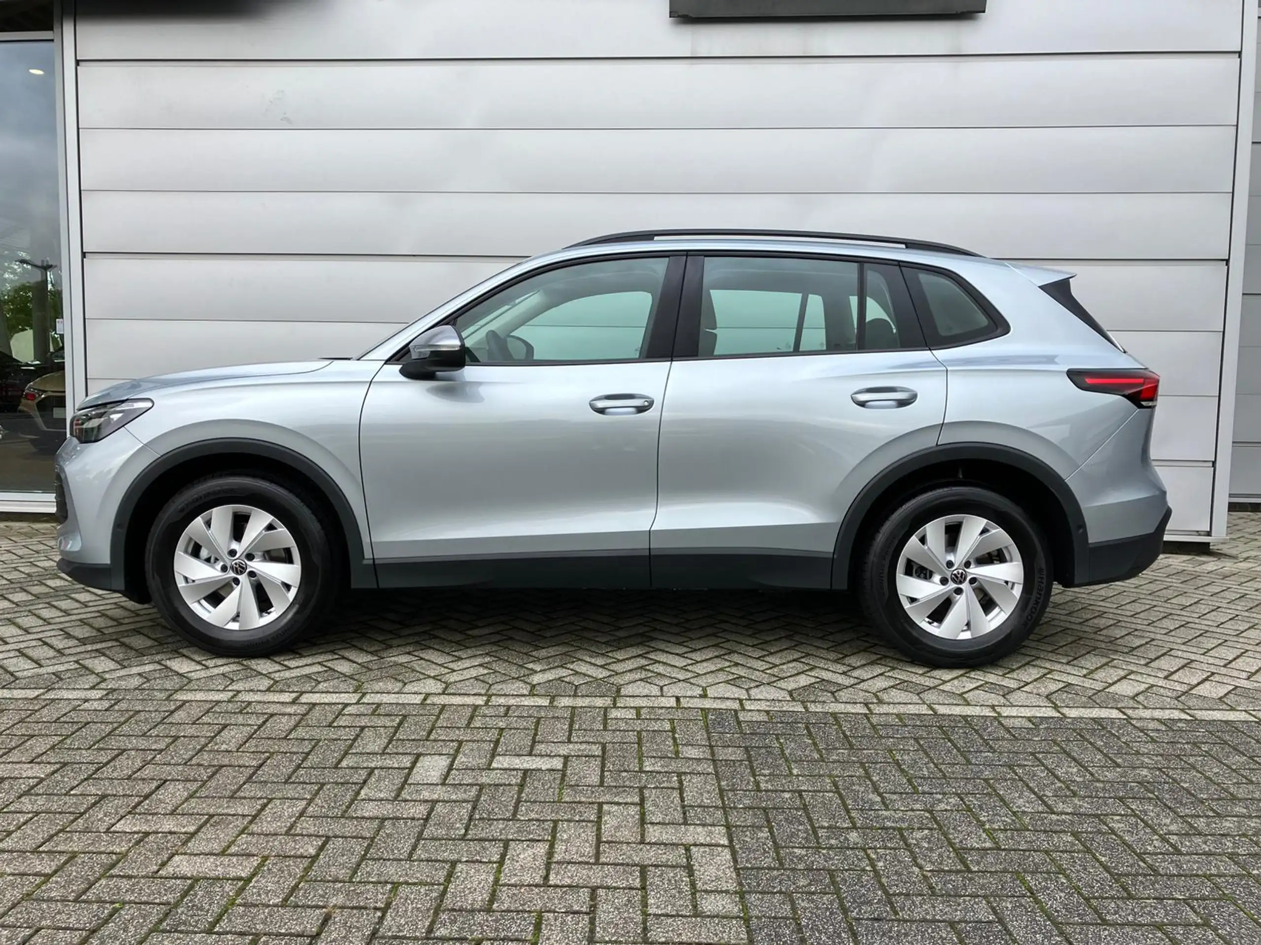 Volkswagen - Tiguan