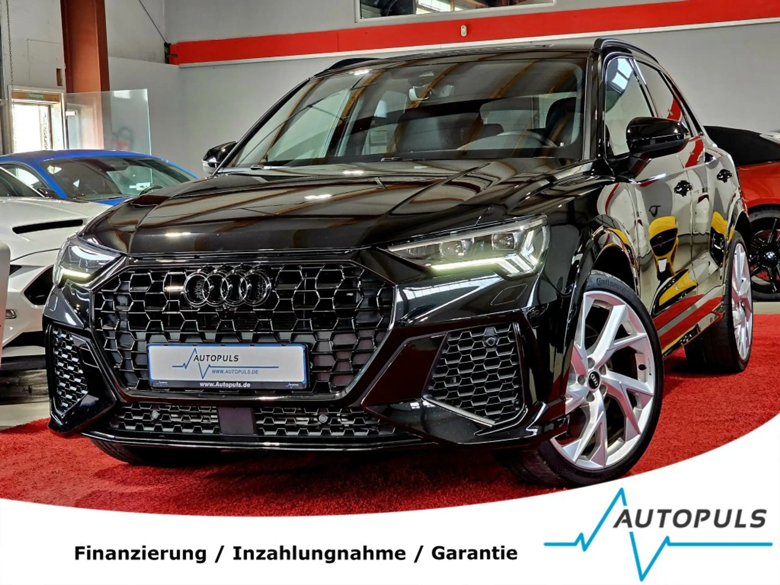 Audi - RS Q3