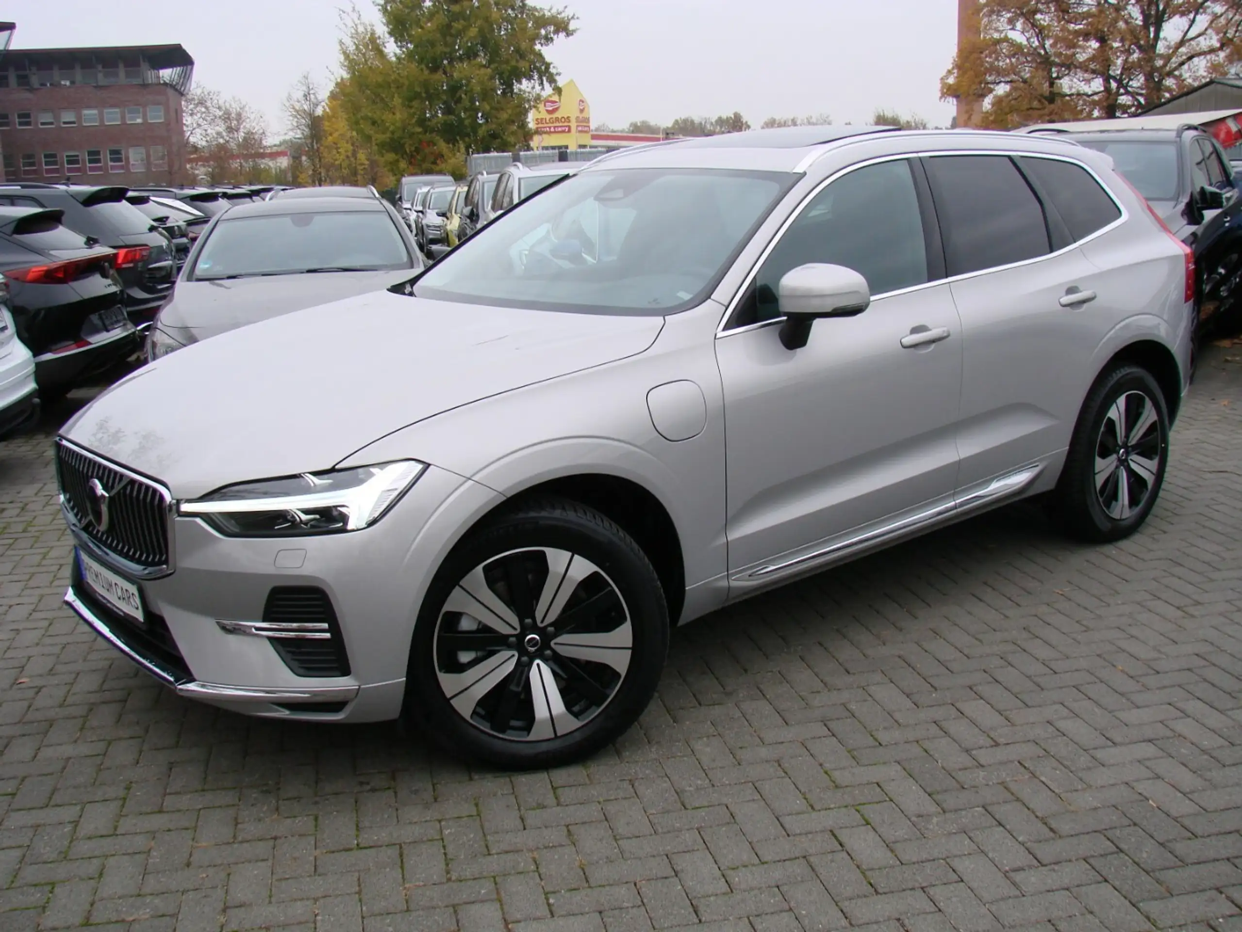 Volvo - XC60